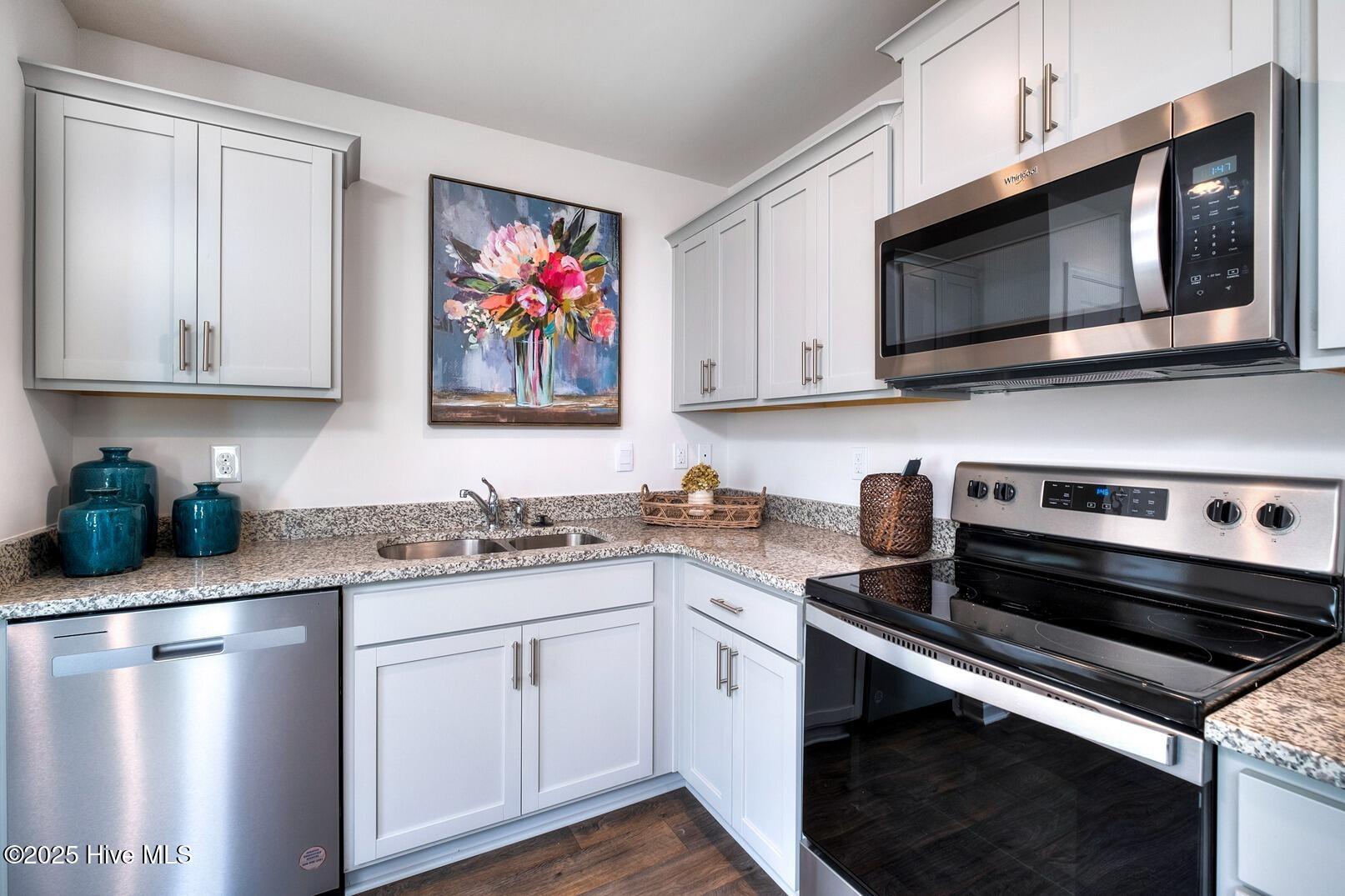1558 E White Egret Ne 736 Property Photo 6