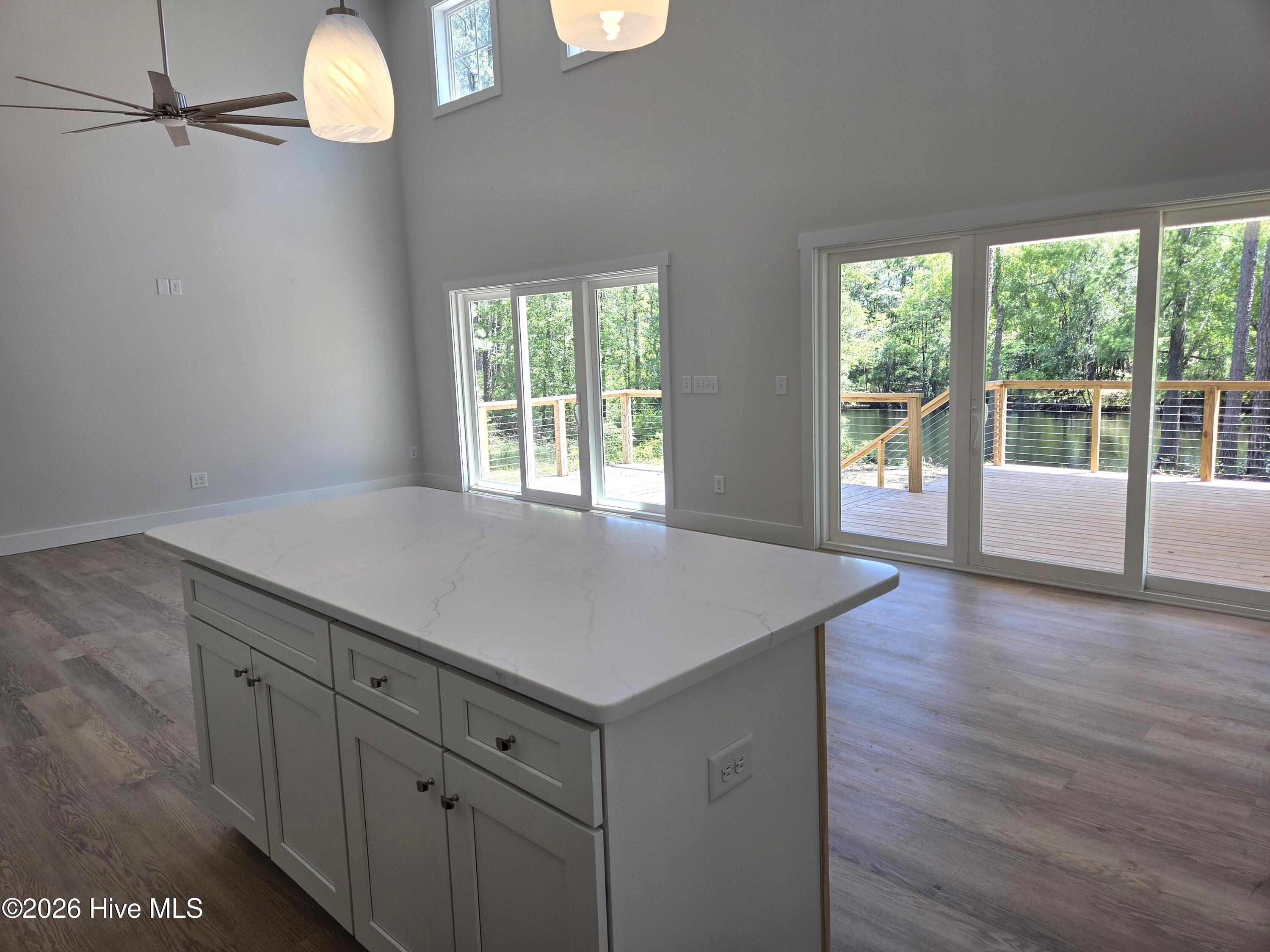 12374 Shaw Highway Property Photo 17