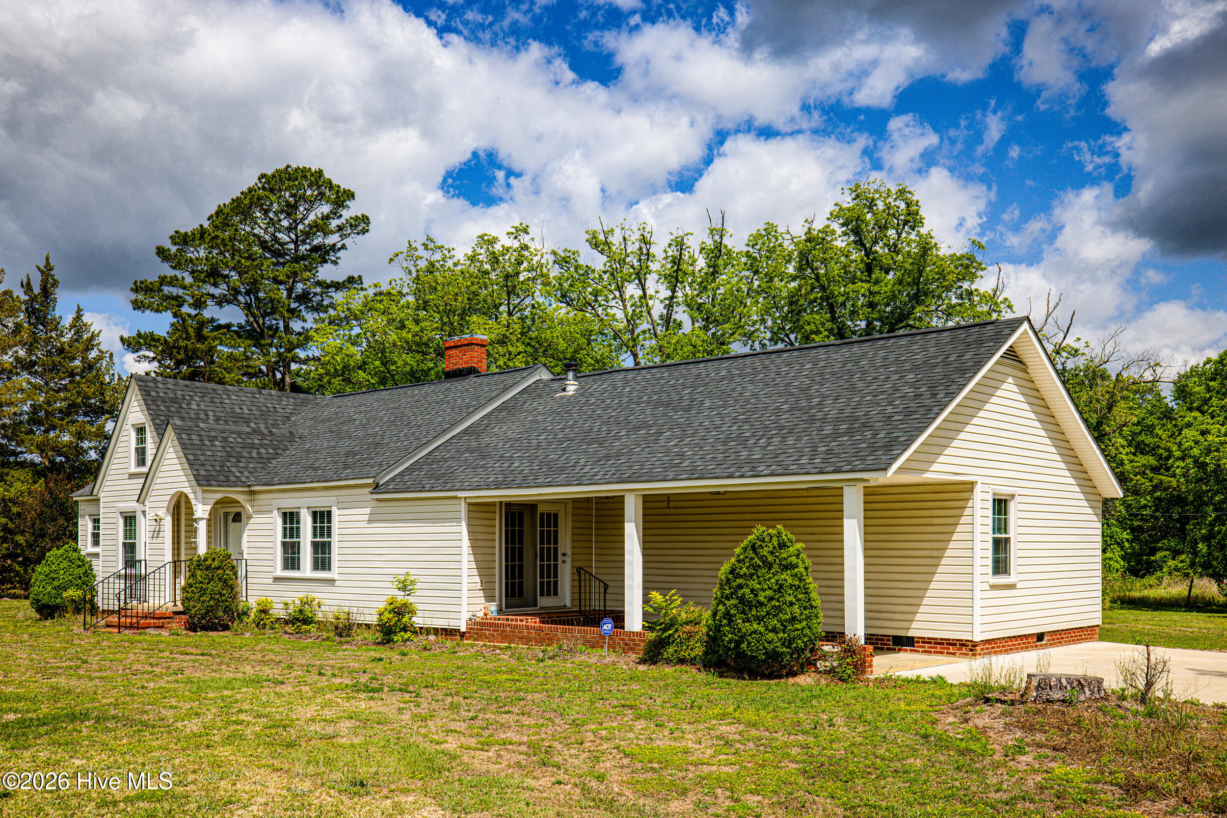10581 E Nc 42 Highway Property Photo 1