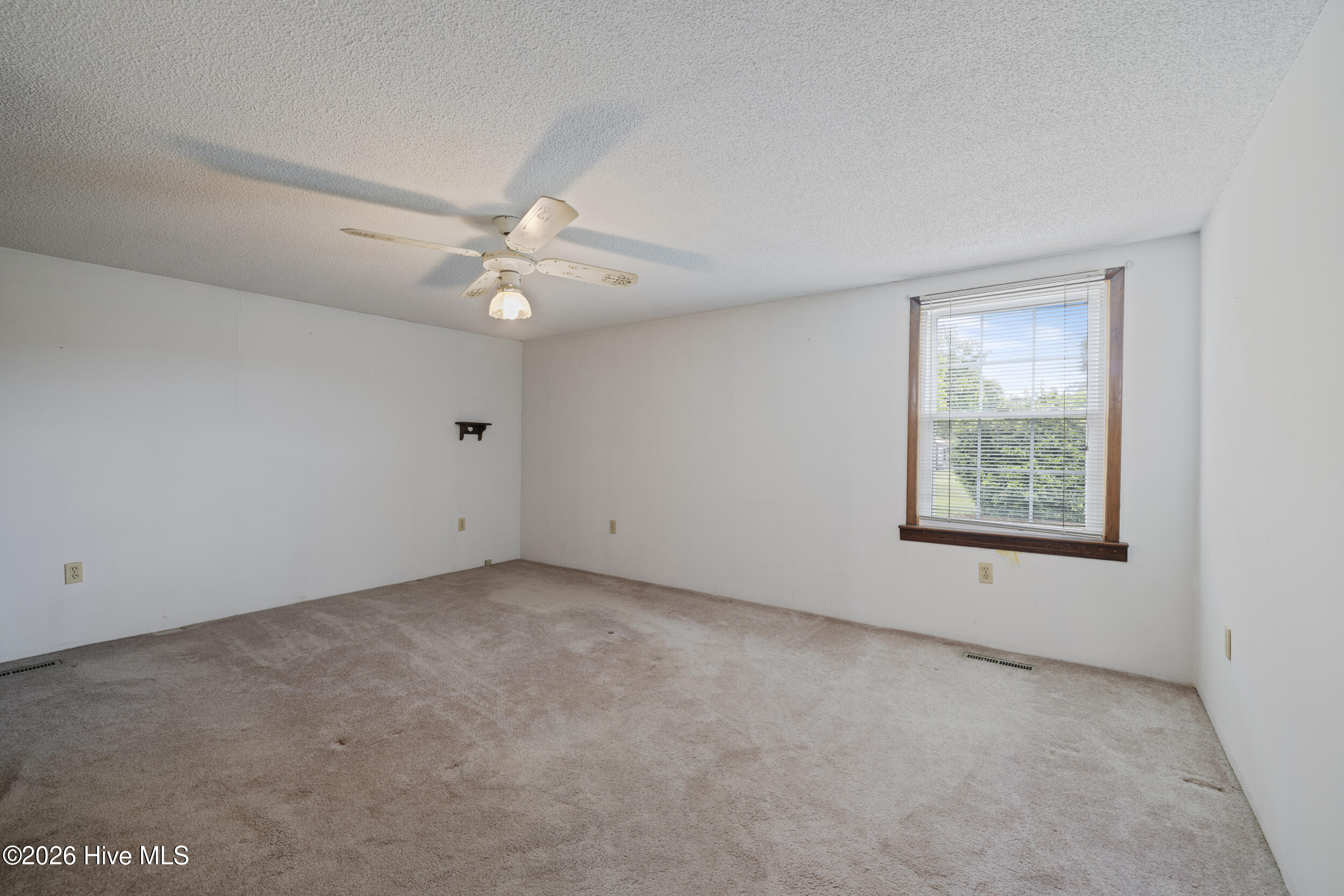 10581 E Nc 42 Highway Property Photo 32