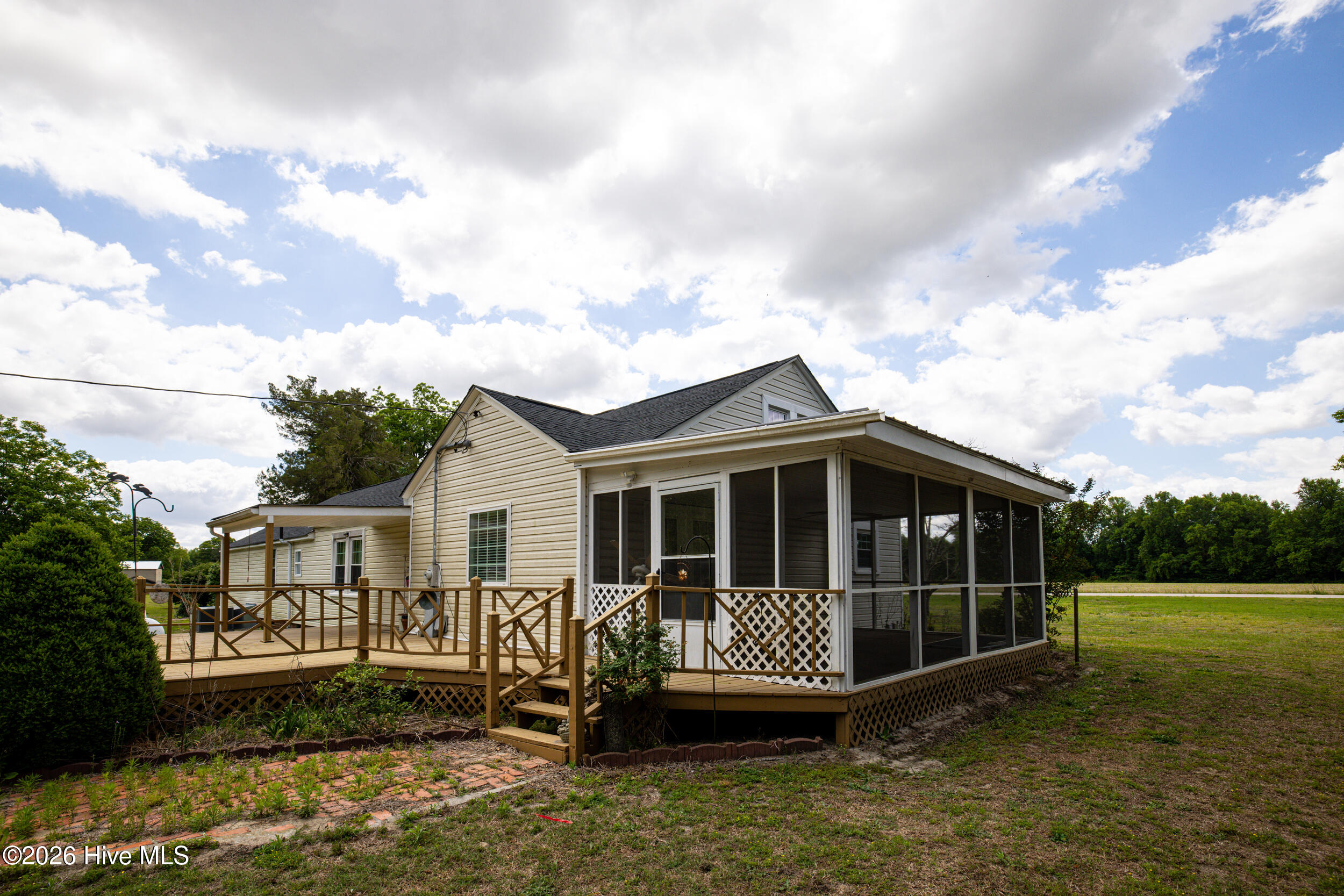 10581 E Nc 42 Highway Property Photo 37