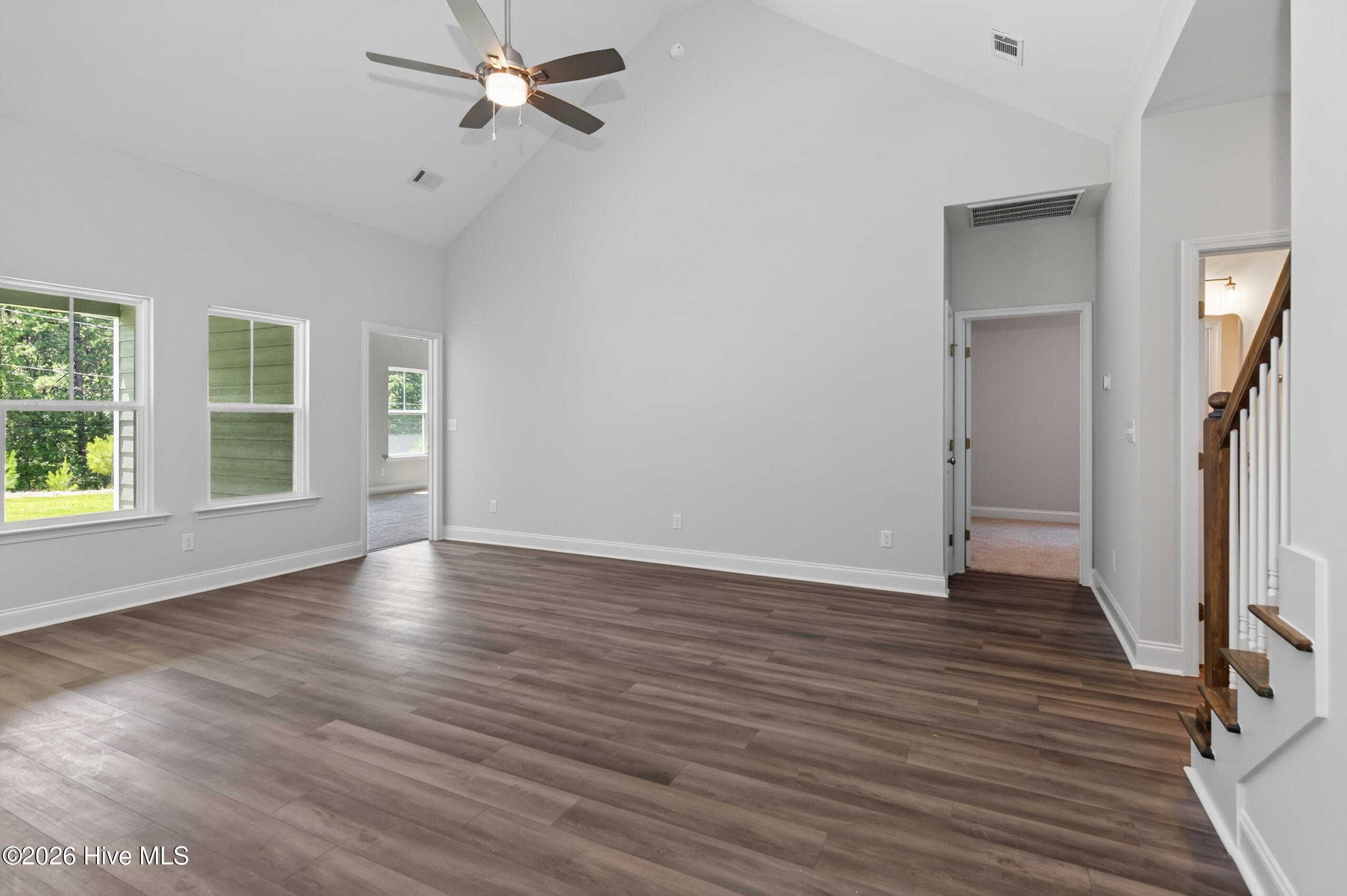 552 Pherson Street Property Photo 8