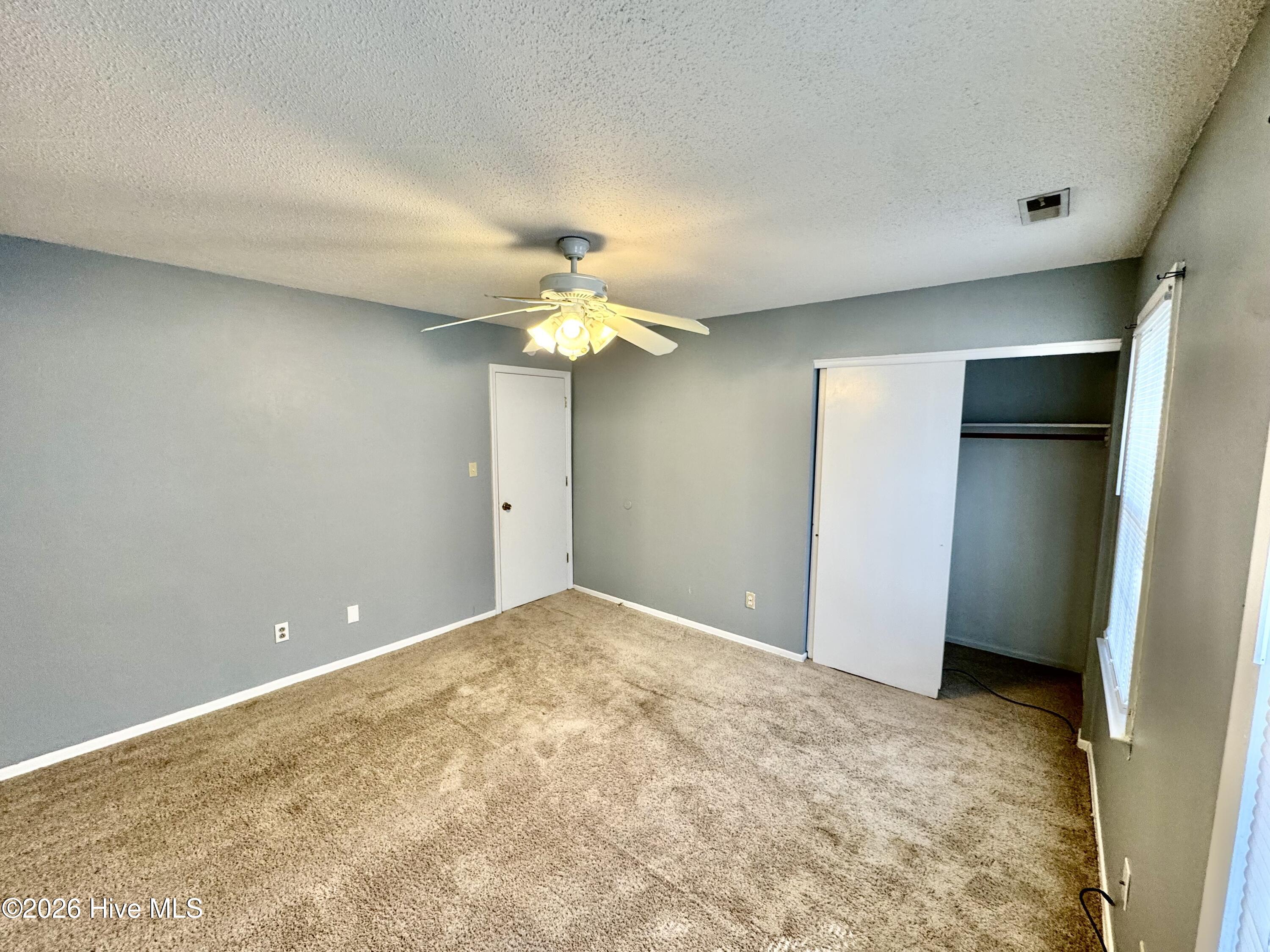 141 King George Court Property Photo 6