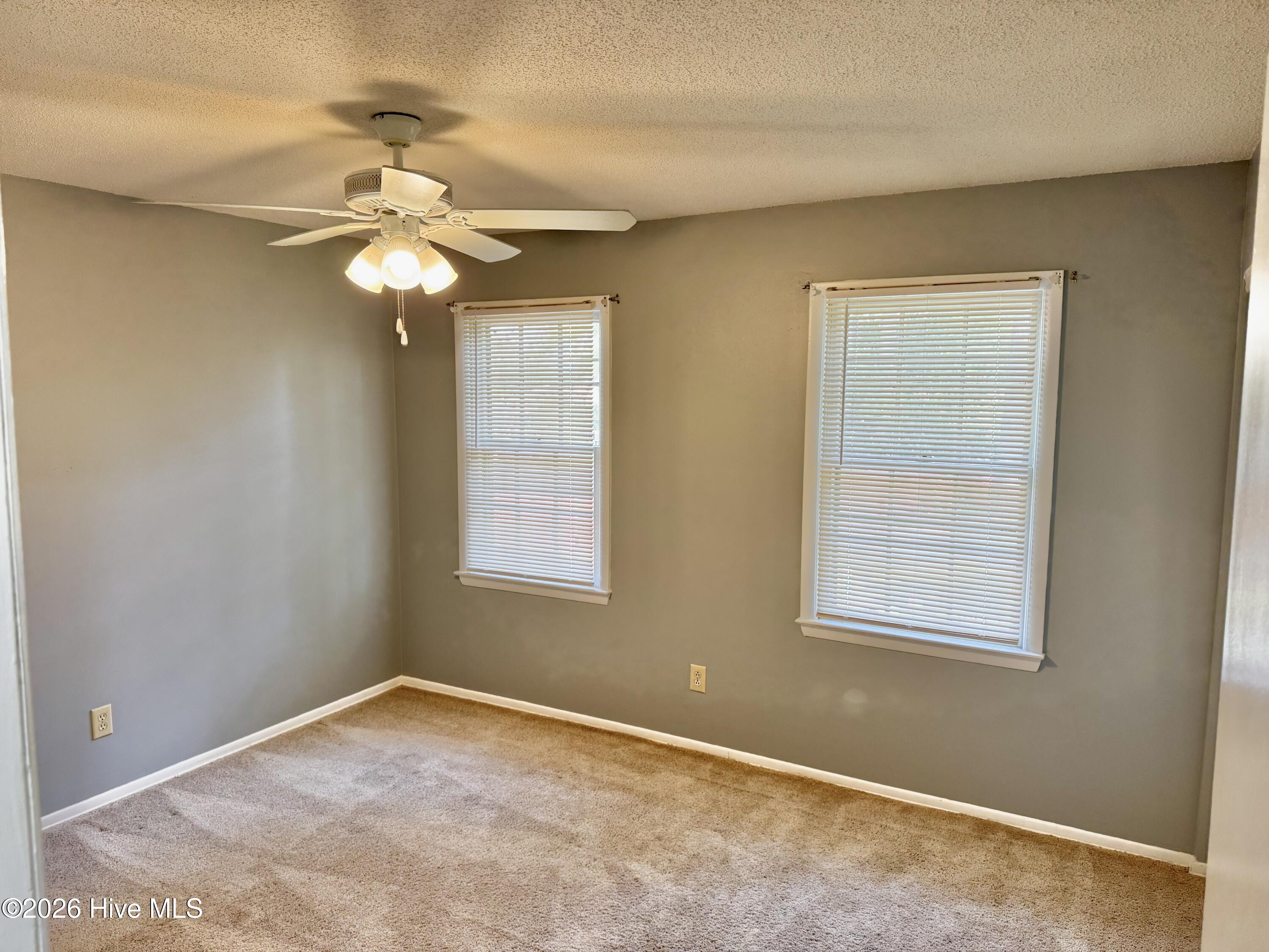 141 King George Court Property Photo 8