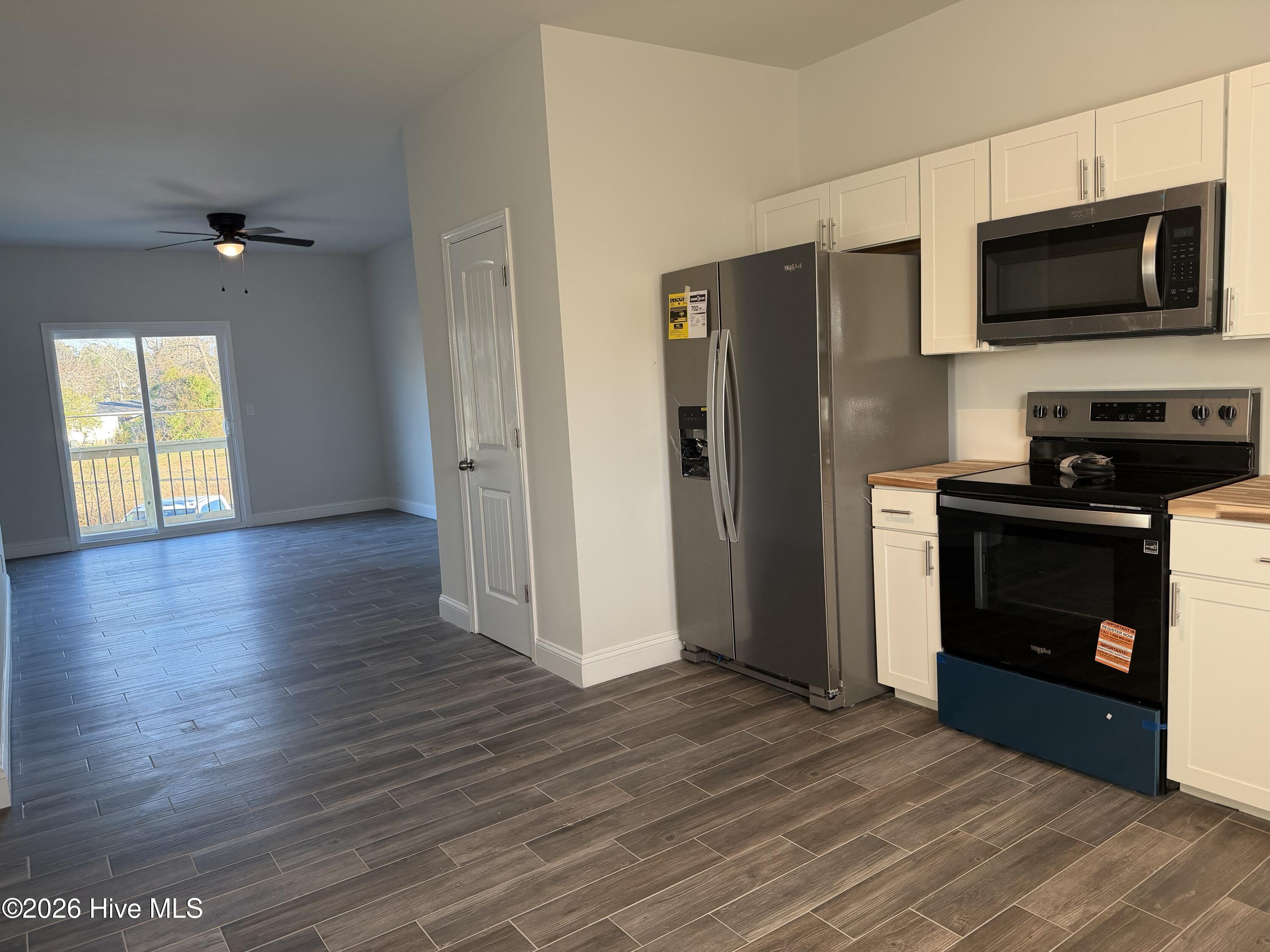 711 Tallman Circle Property Photo 4