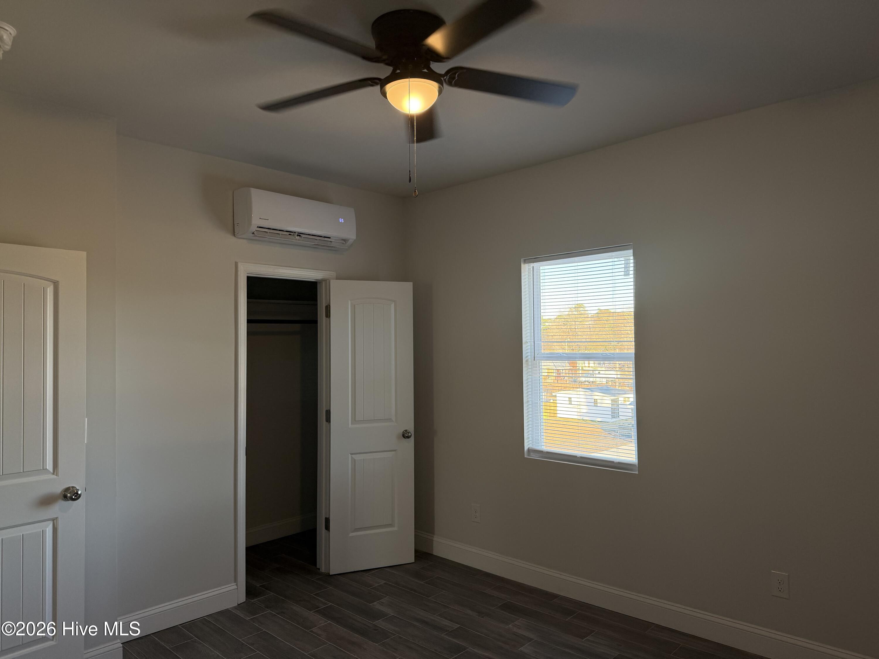 711 Tallman Circle Property Photo 6