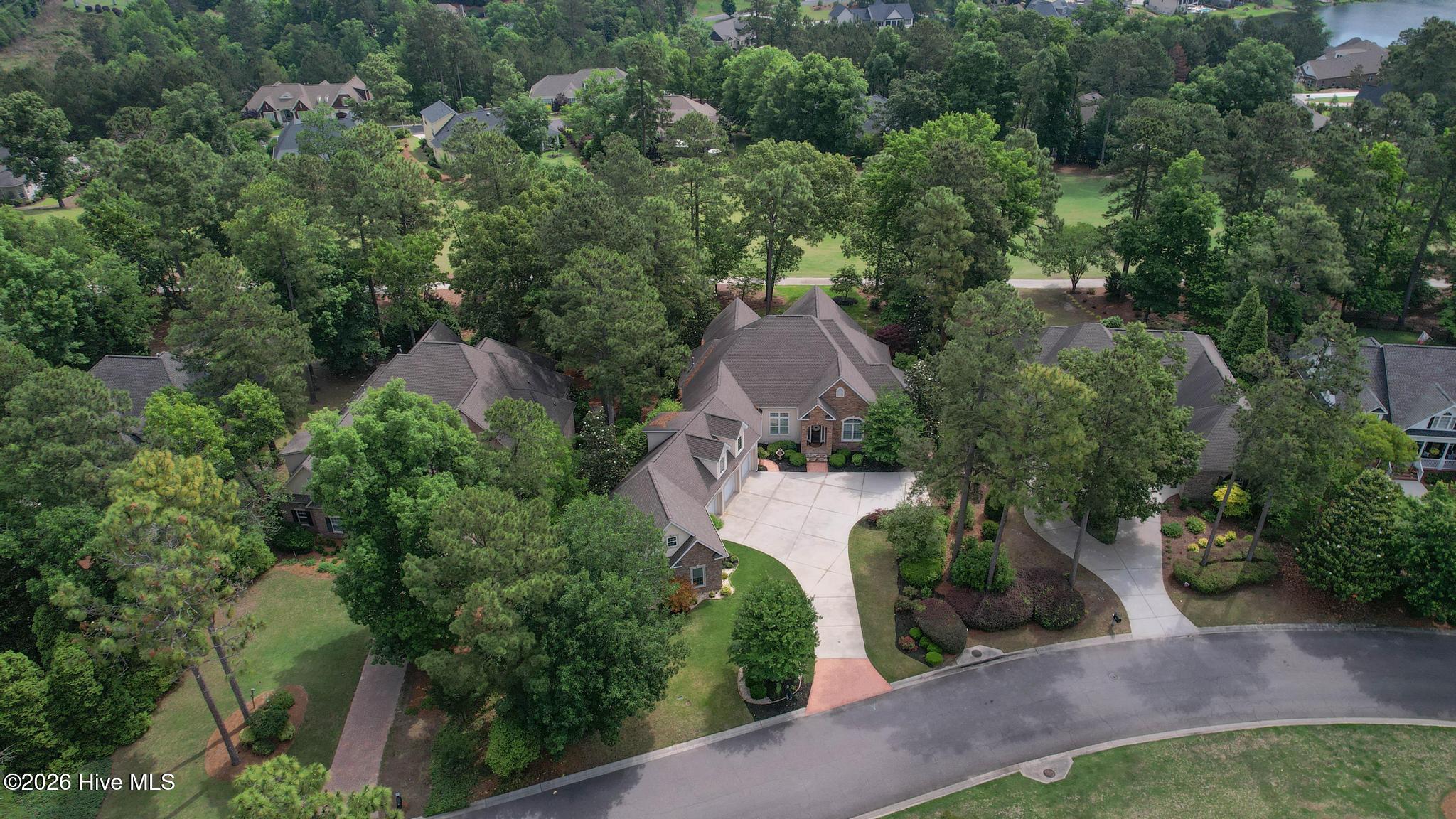 109 Foxhound Run Road Property Photo 4