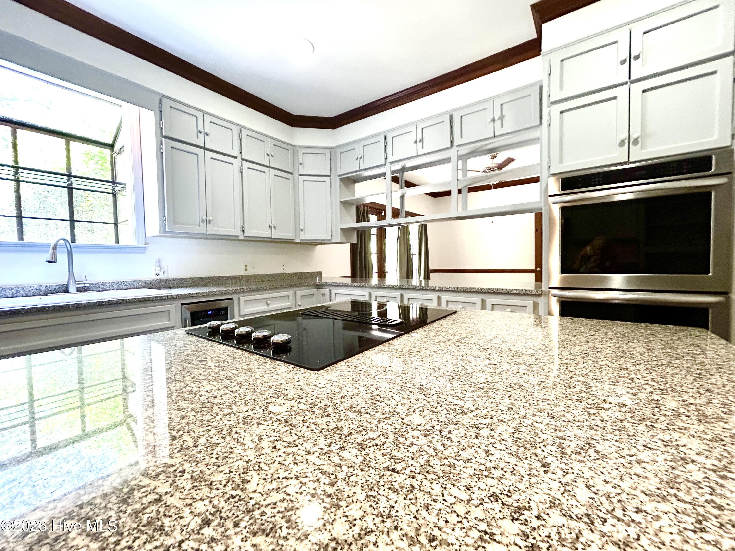 1304 Franklin Avenue Property Photo 23