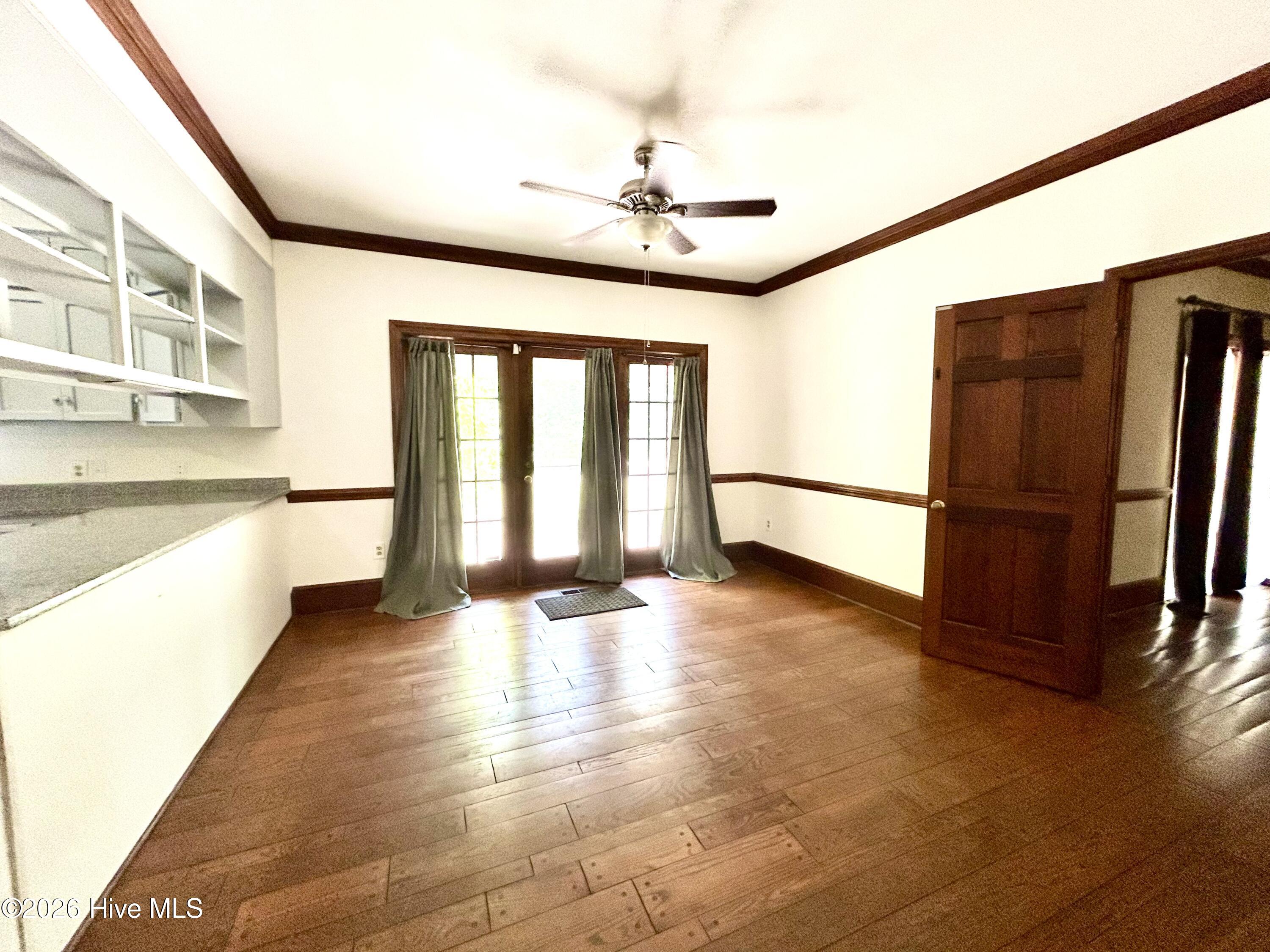1304 Franklin Avenue Property Photo 33
