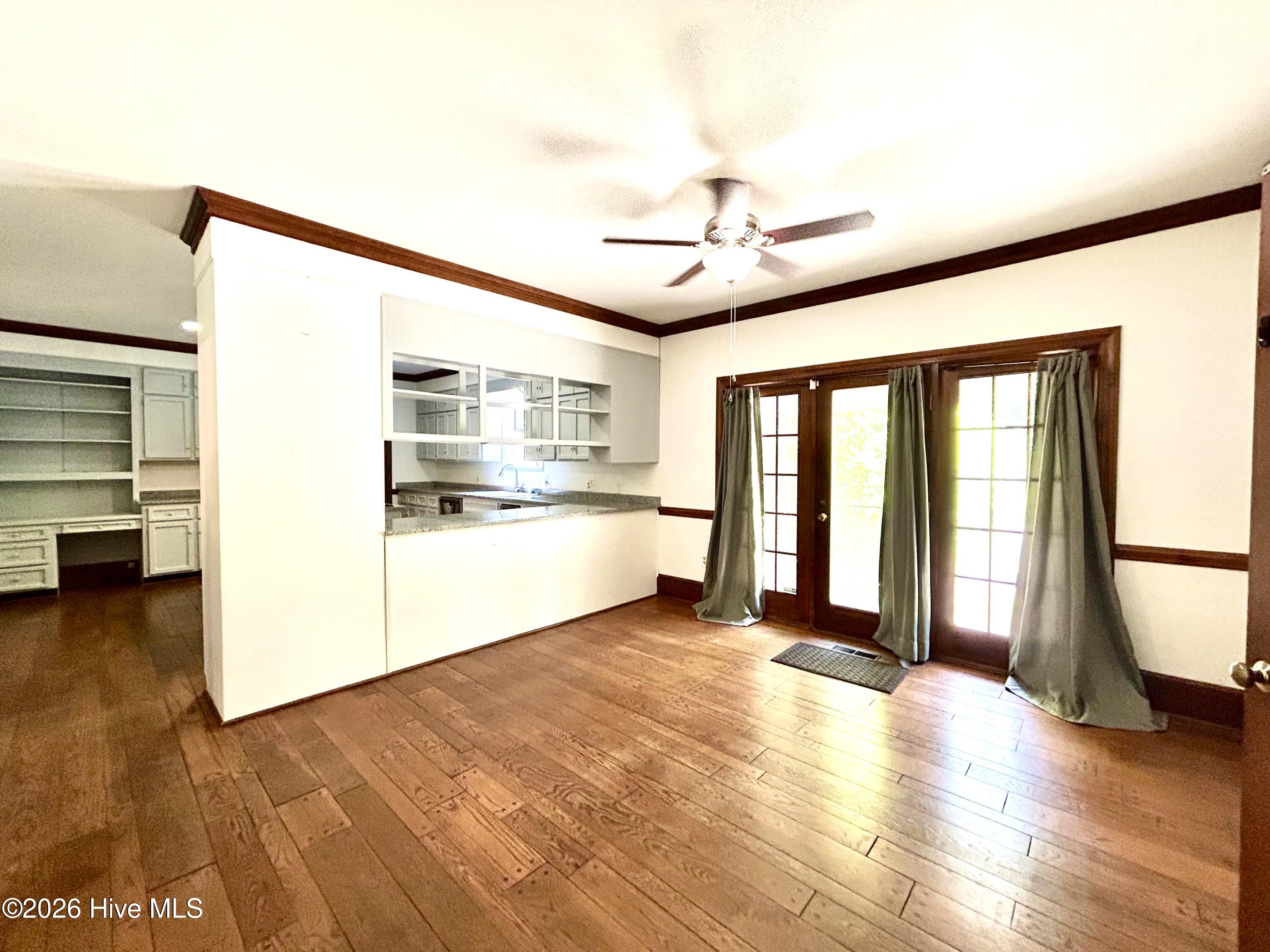 1304 Franklin Avenue Property Photo 34