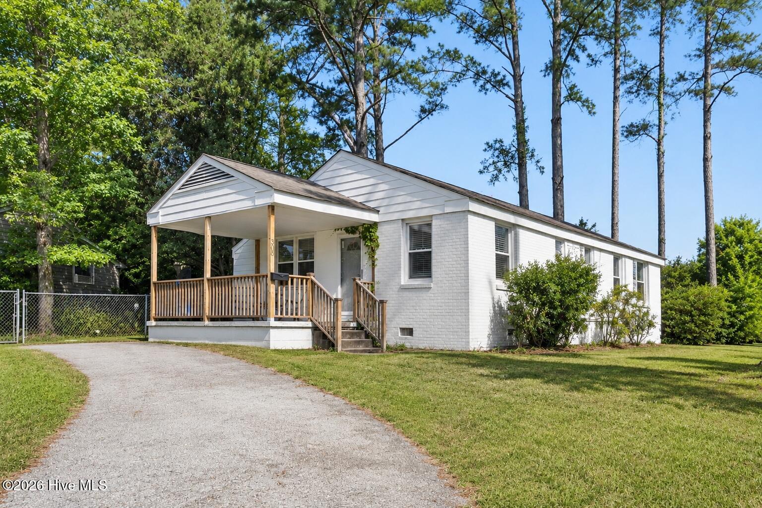 308 Idaho Drive Property Photo 1