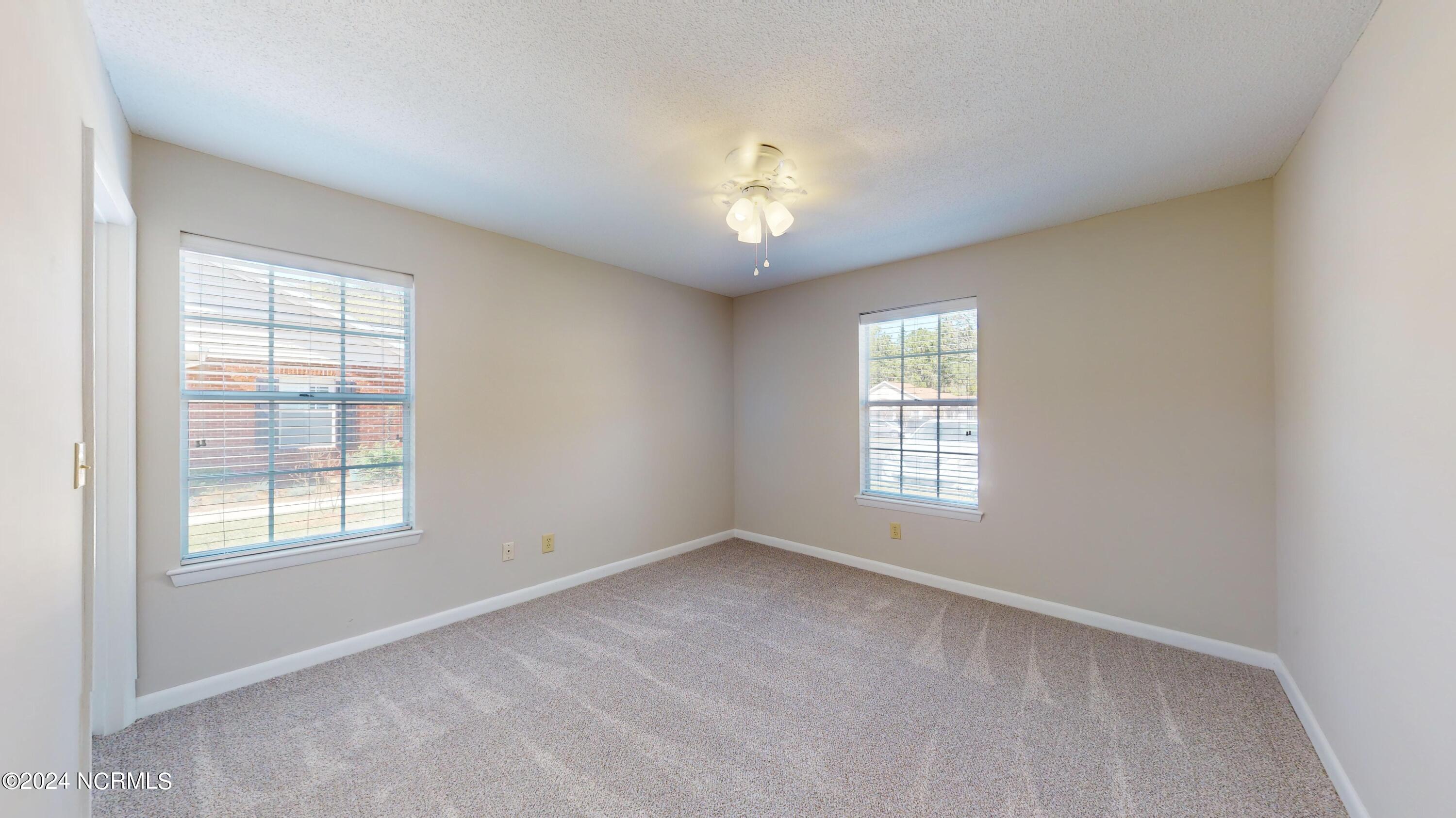 727 Chancery Lane Property Photo 13