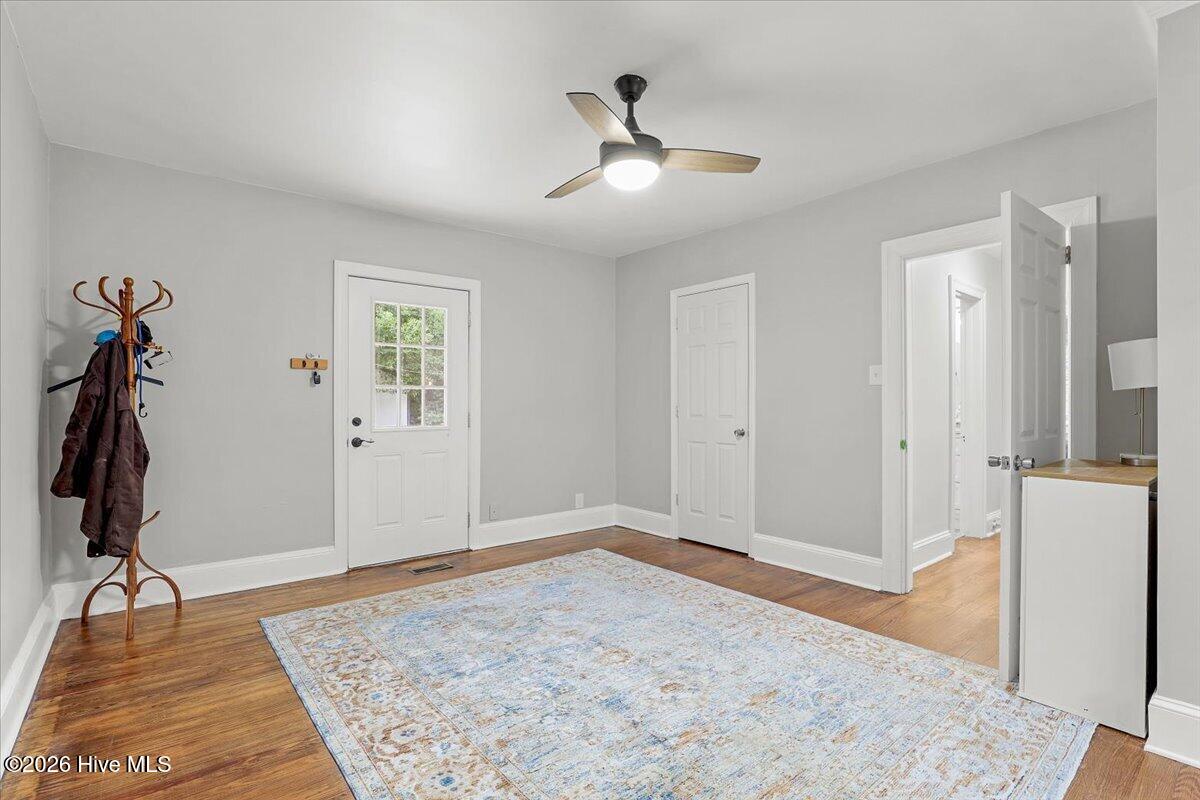 1308 E Park Ave B Property Photo 21