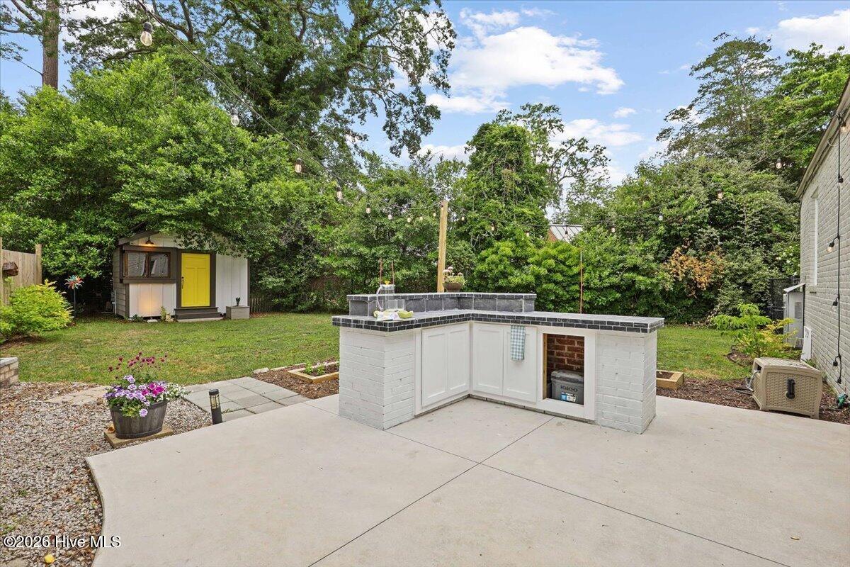1308 E Park Ave B Property Photo 23