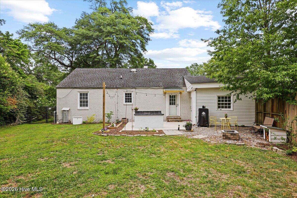 1308 E Park Ave B Property Photo 26