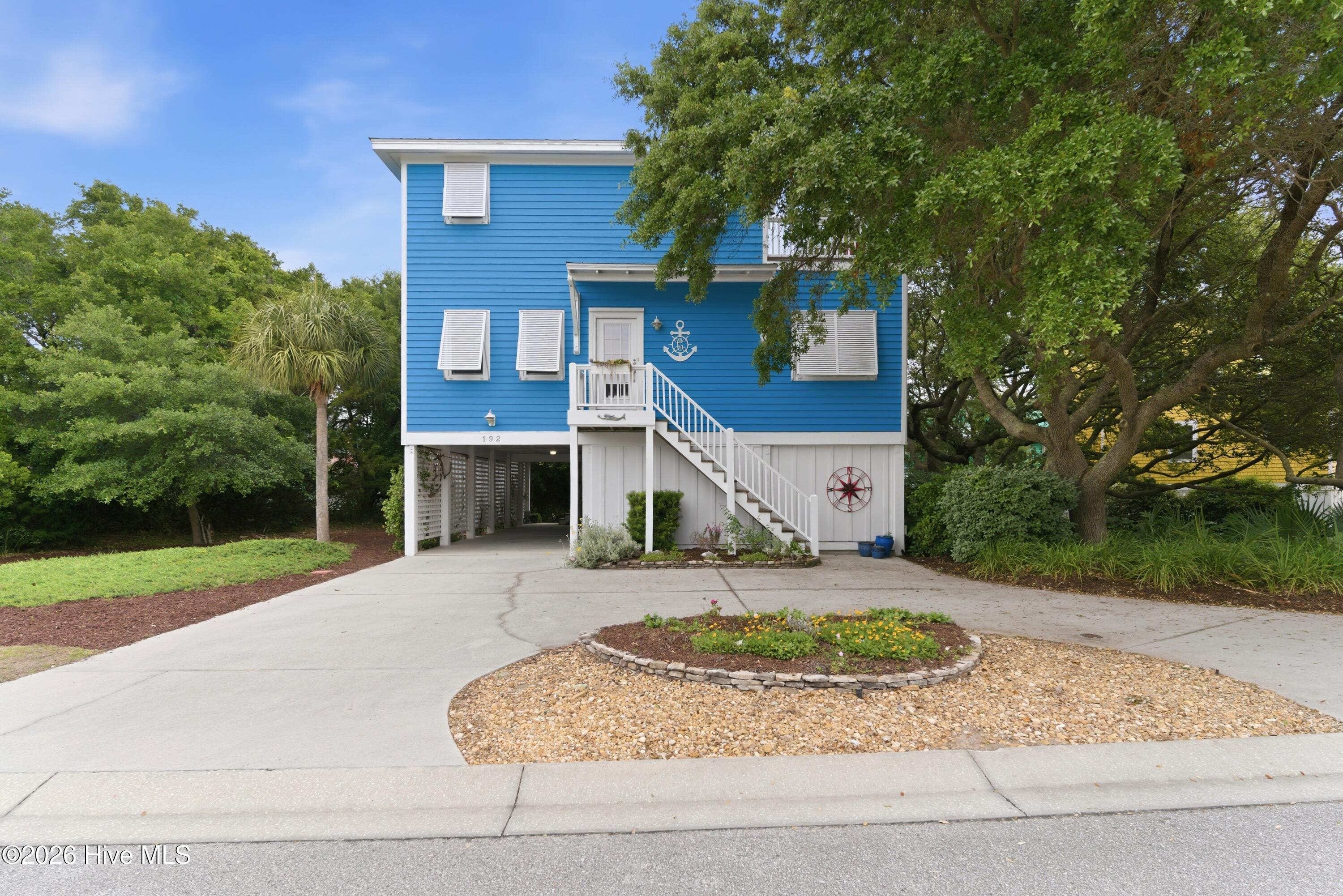 192 Seawatch Way Property Photo 2