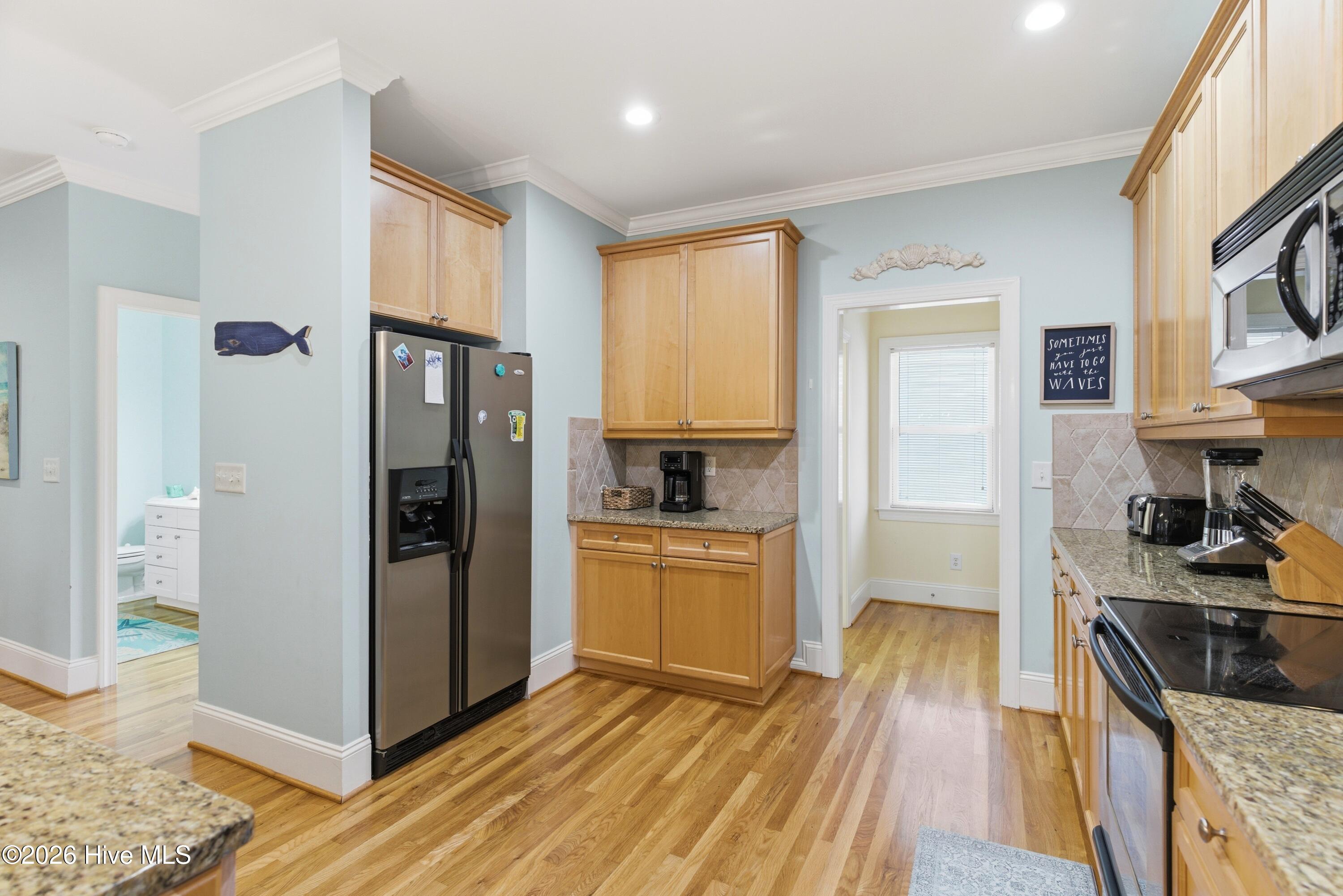 192 Seawatch Way Property Photo 14