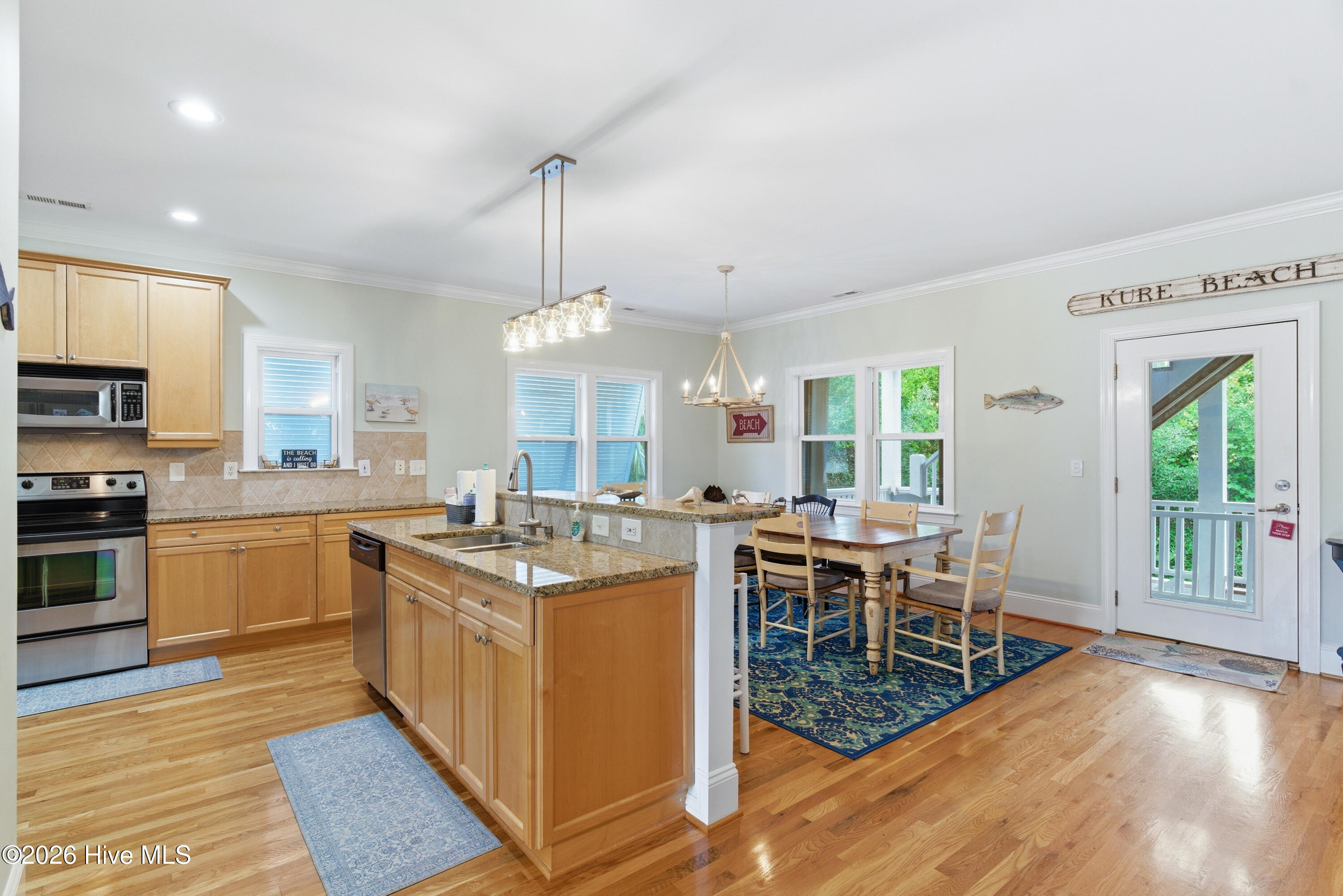 192 Seawatch Way Property Photo 16