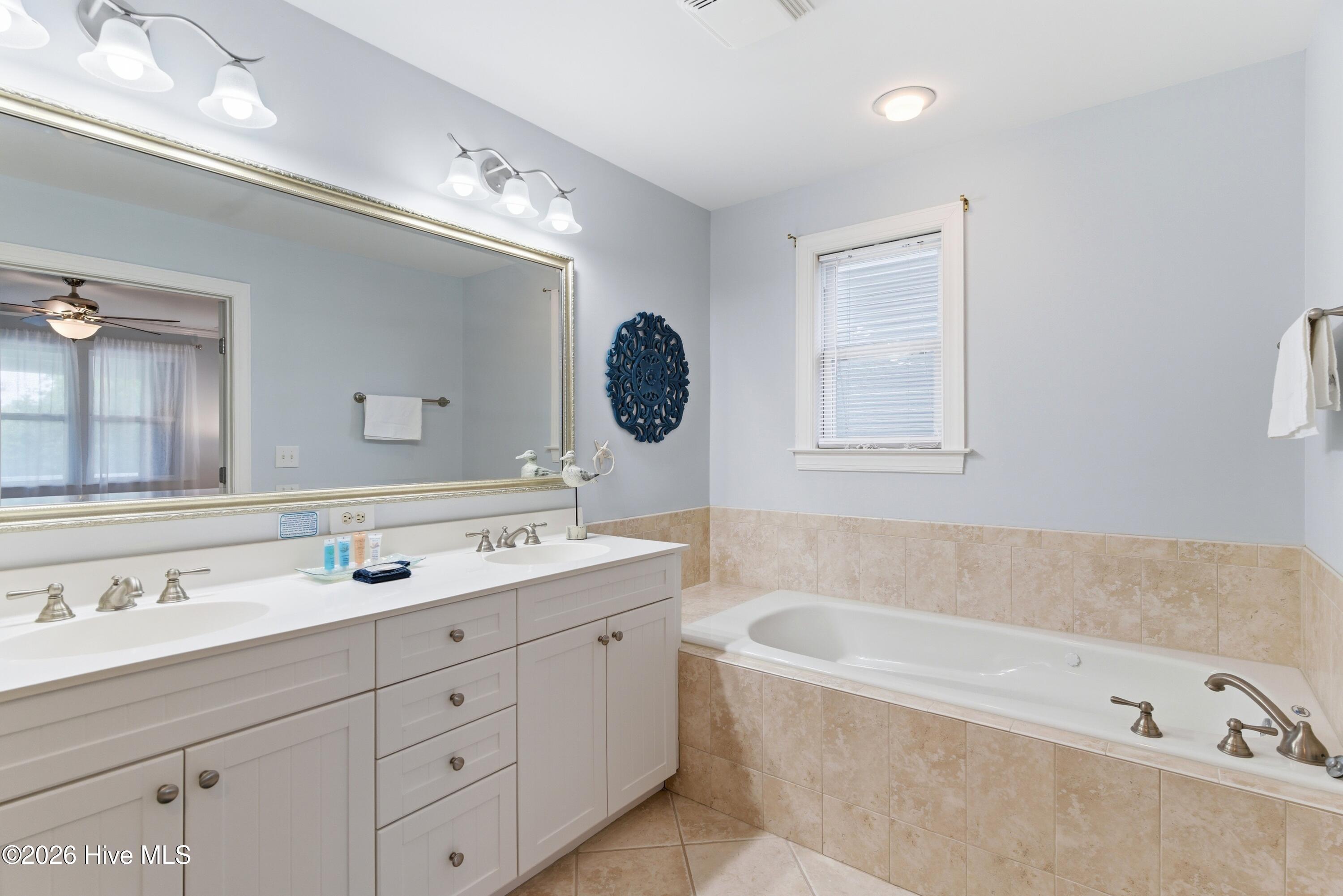 192 Seawatch Way Property Photo 36