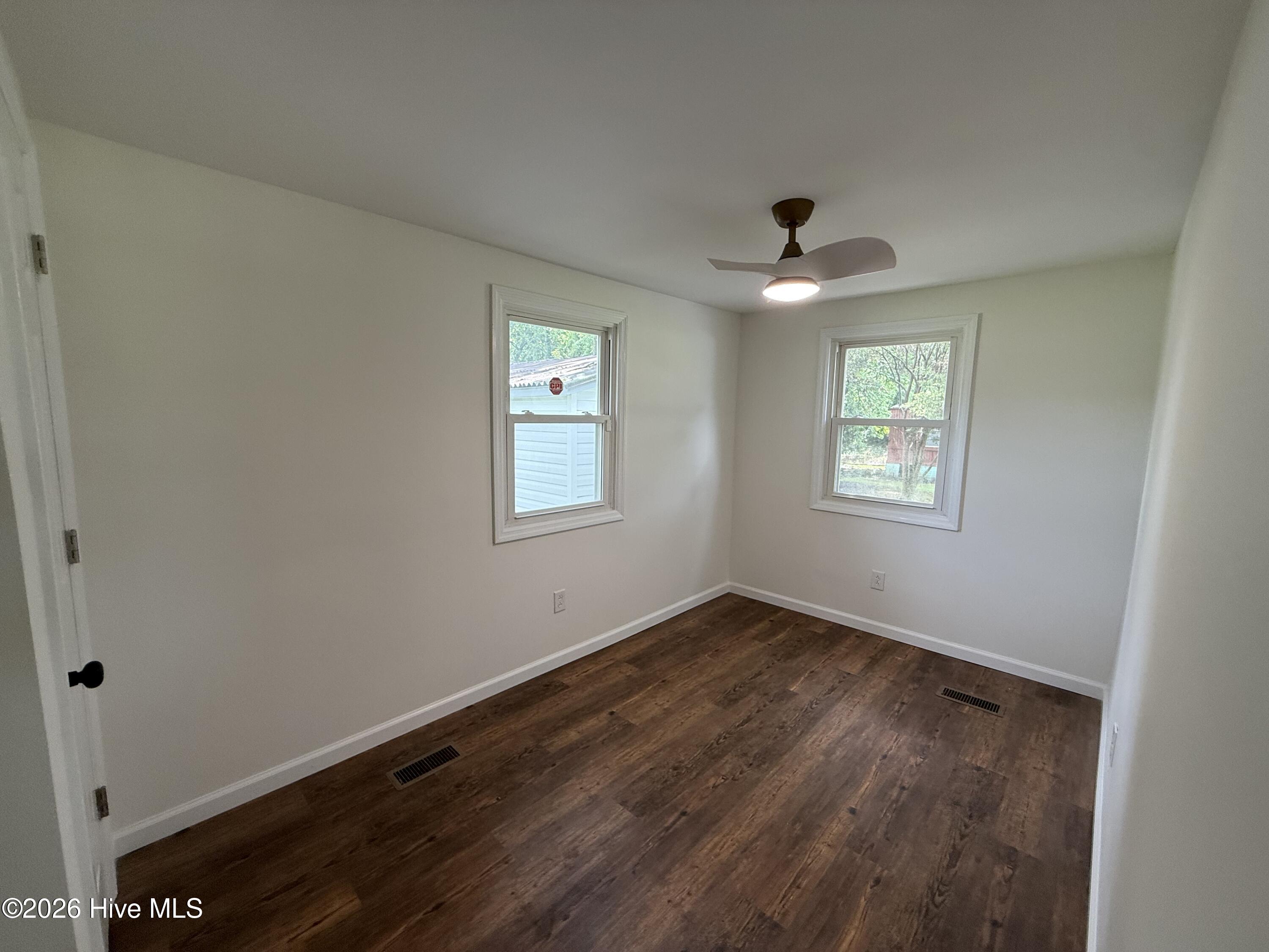 9936 Hobbton Highway Property Photo 9