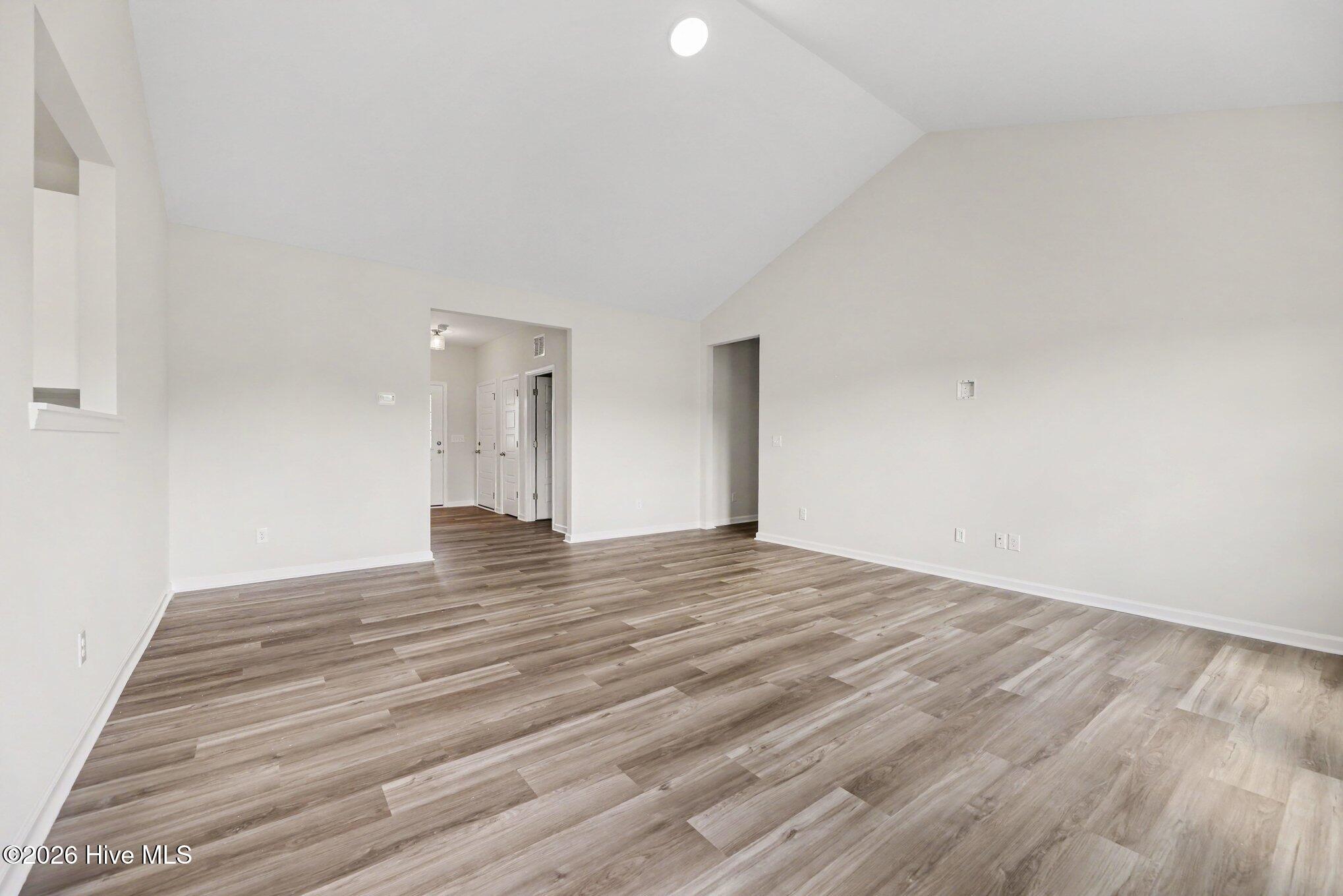 46 Fiddleneck Court Property Photo 7