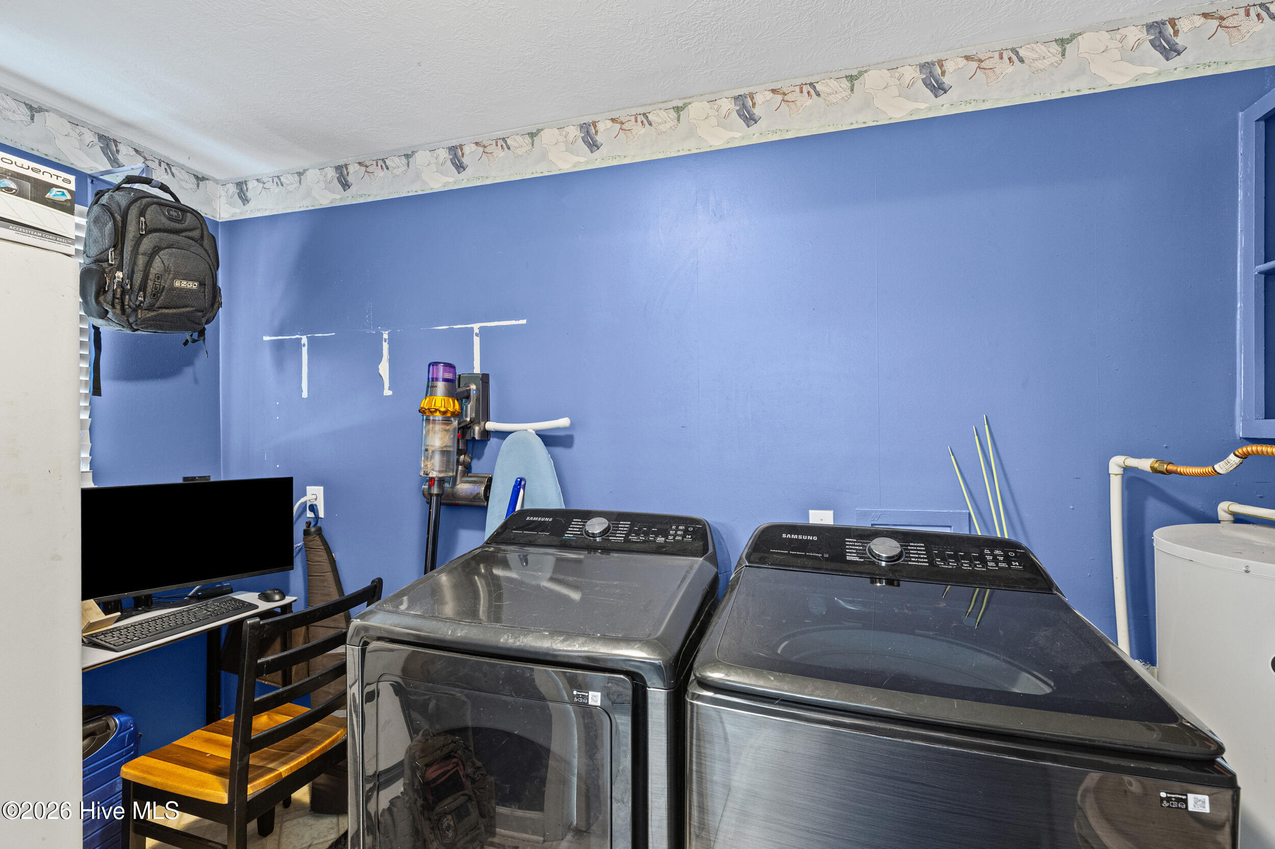 450 Mcintosh Drive Property Photo 14