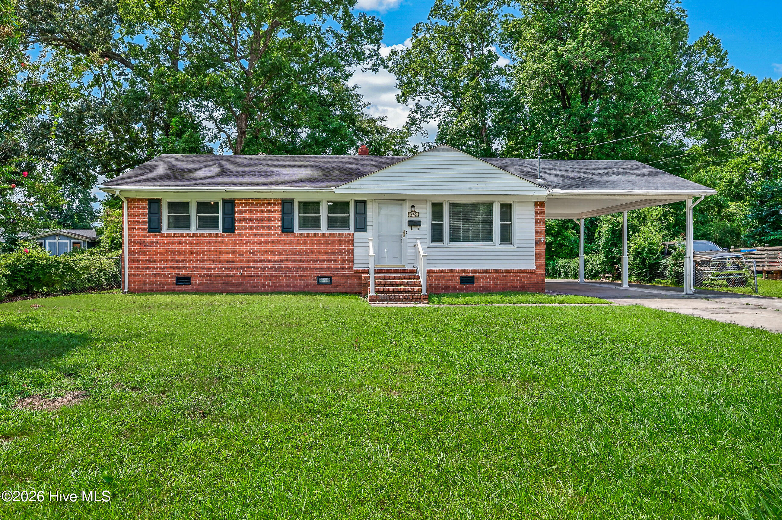 118 Puller Drive Property Photo 1
