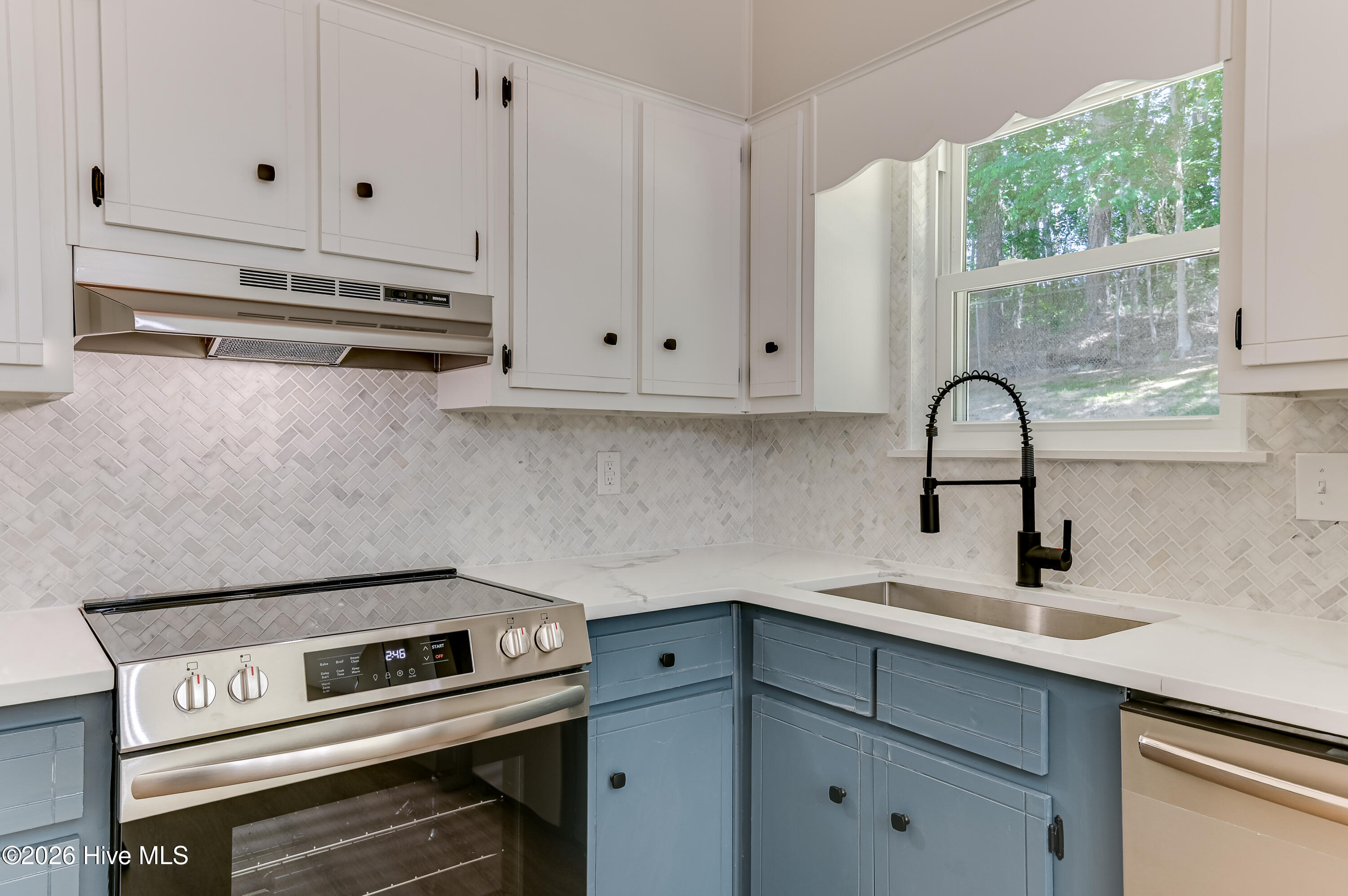 219 Dry Creek Road Property Photo 12