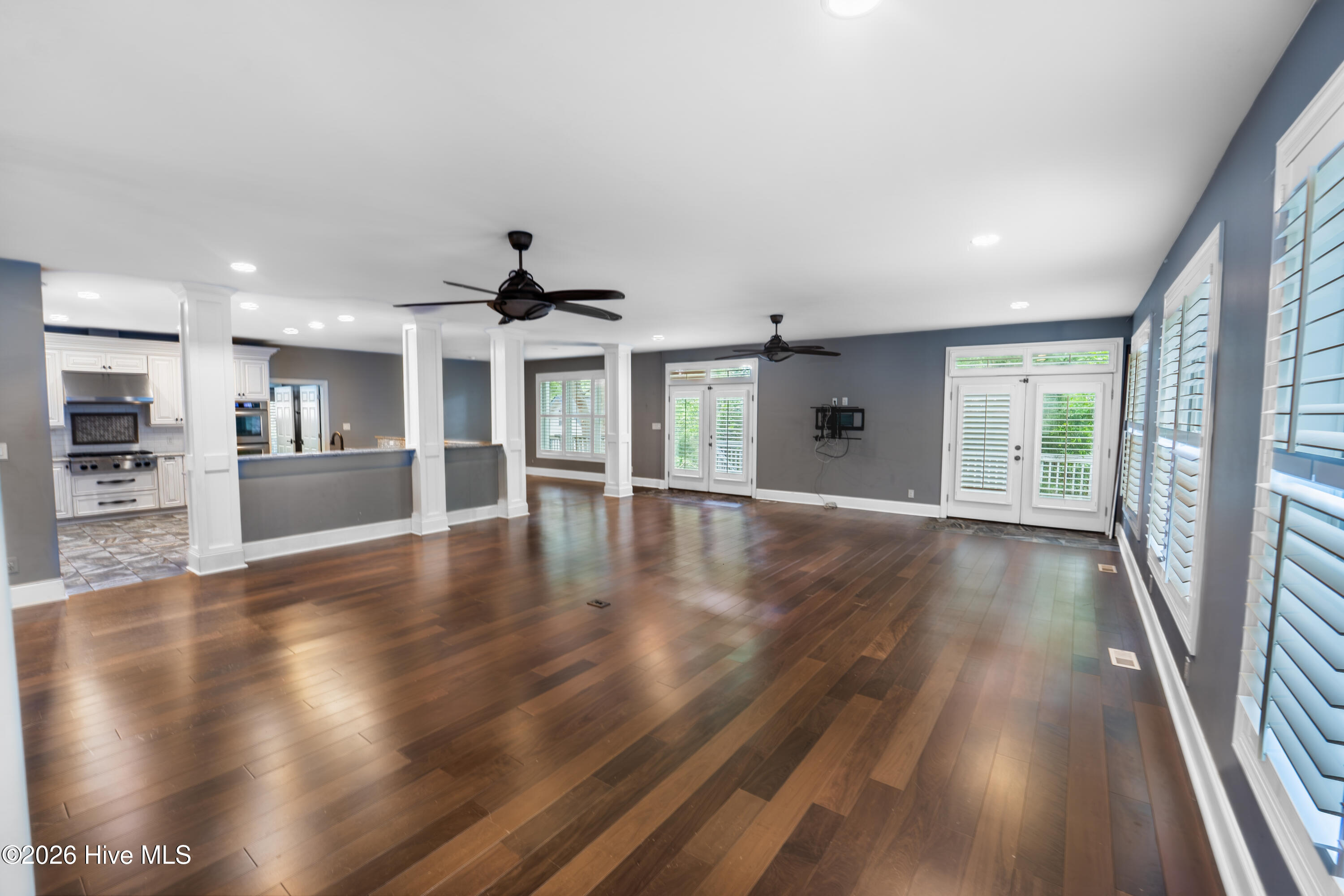 3821 Timber Stream Drive Property Photo 6