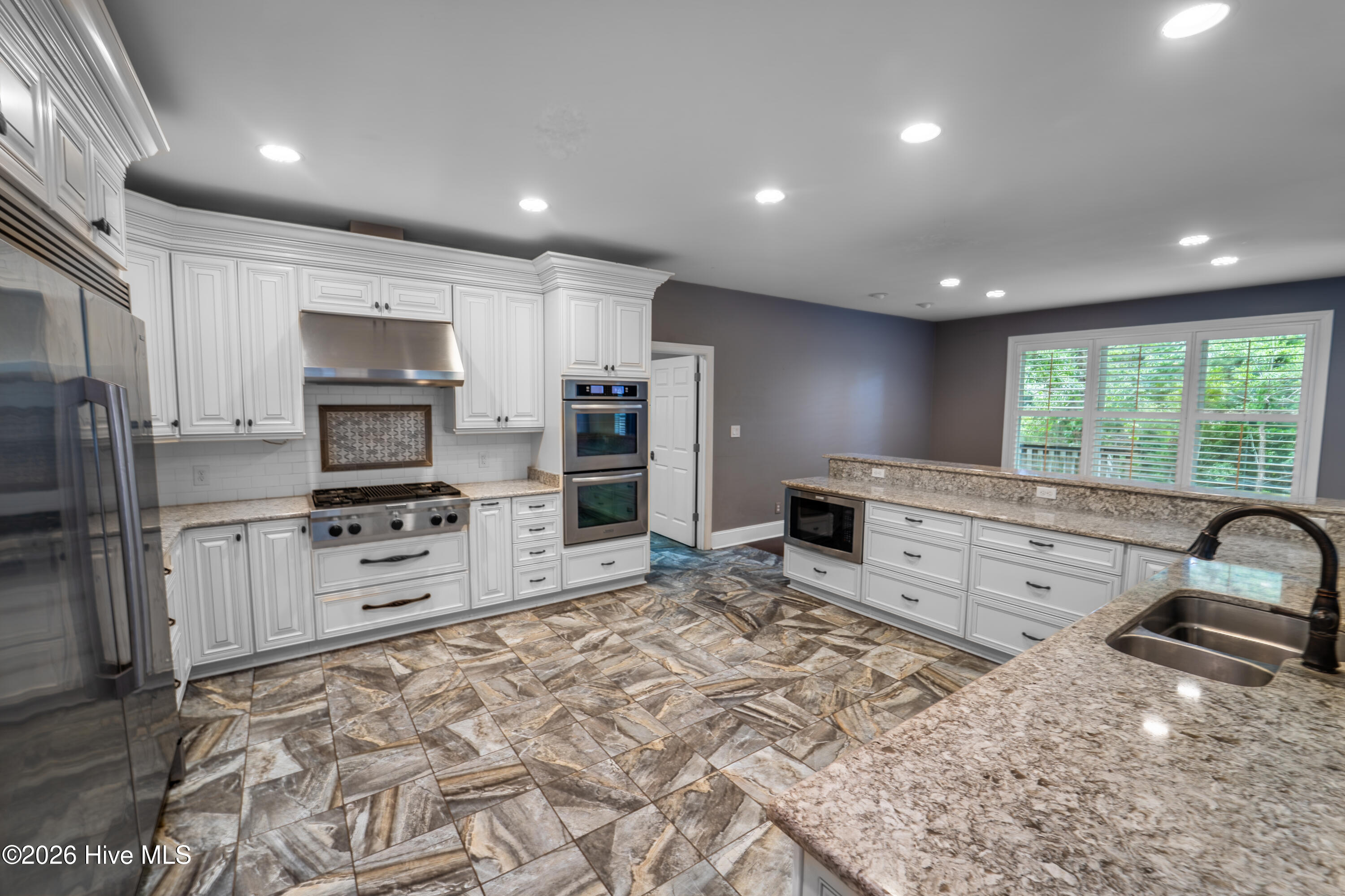 3821 Timber Stream Drive Property Photo 8