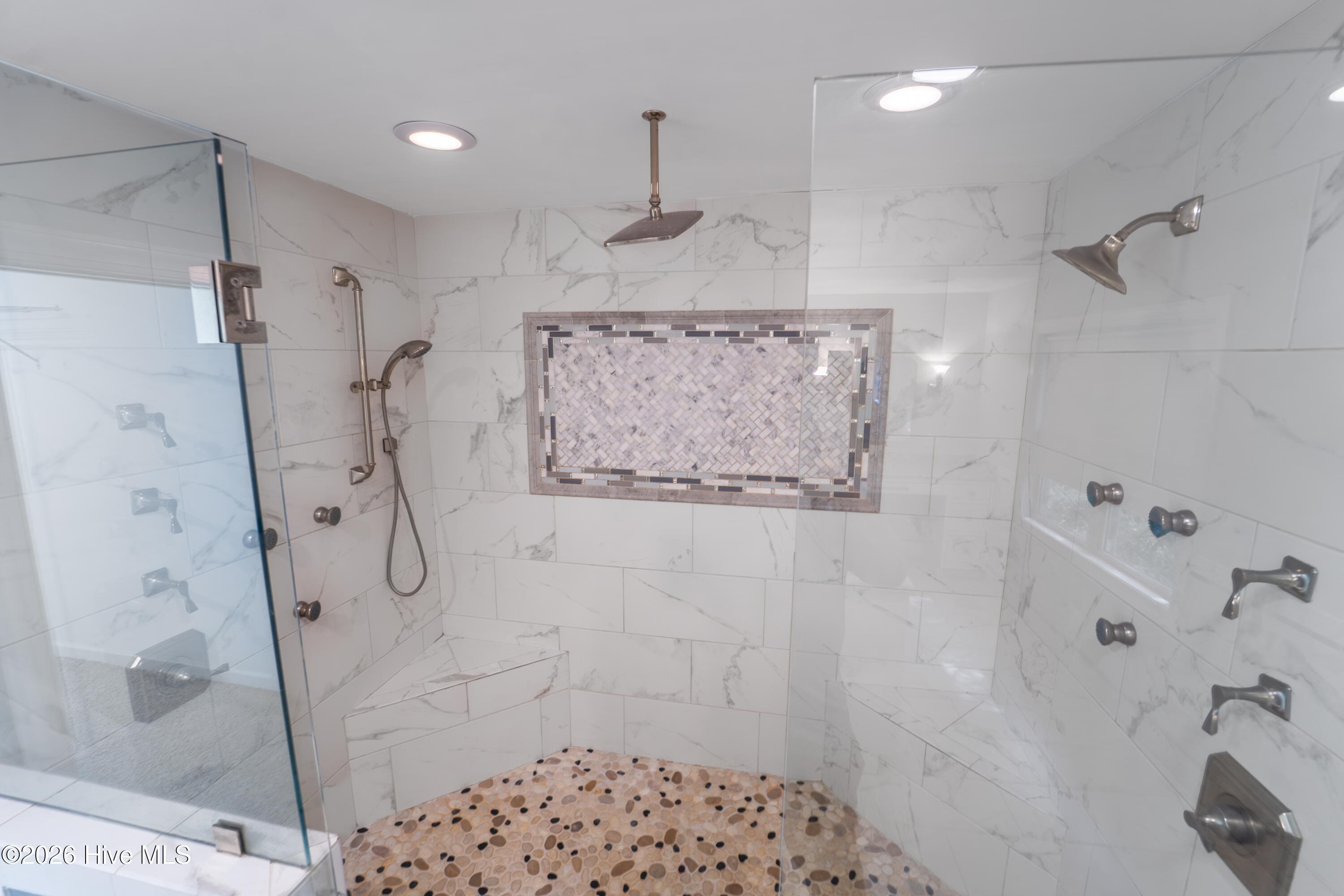 3821 Timber Stream Drive Property Photo 15