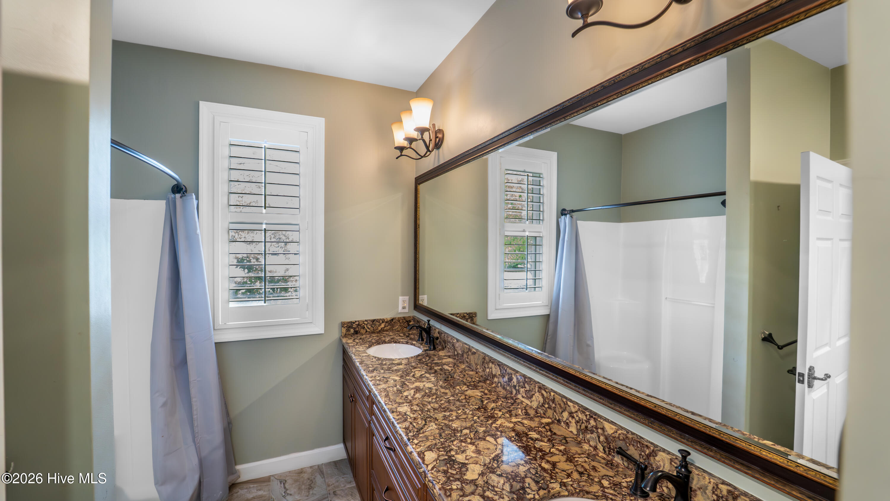 3821 Timber Stream Drive Property Photo 35