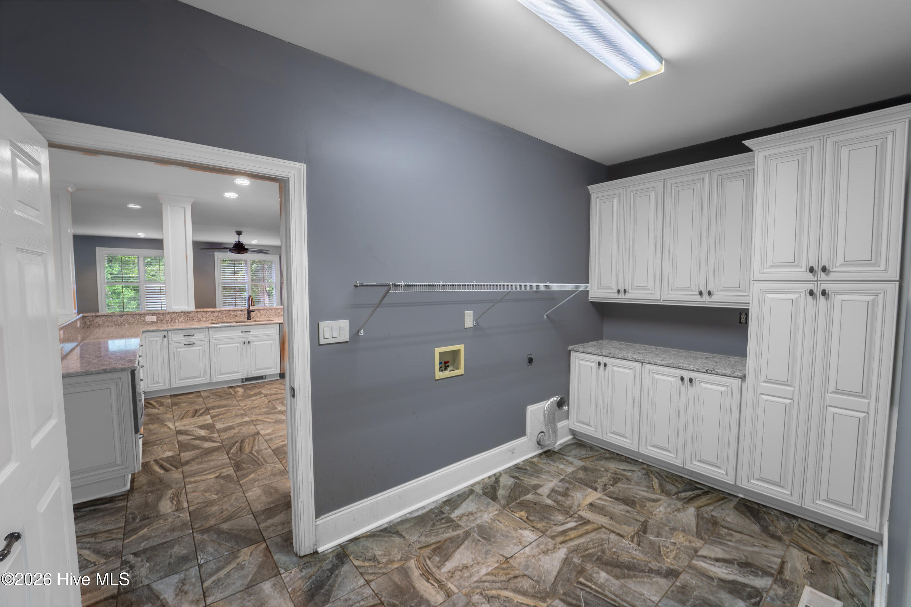 3821 Timber Stream Drive Property Photo 37