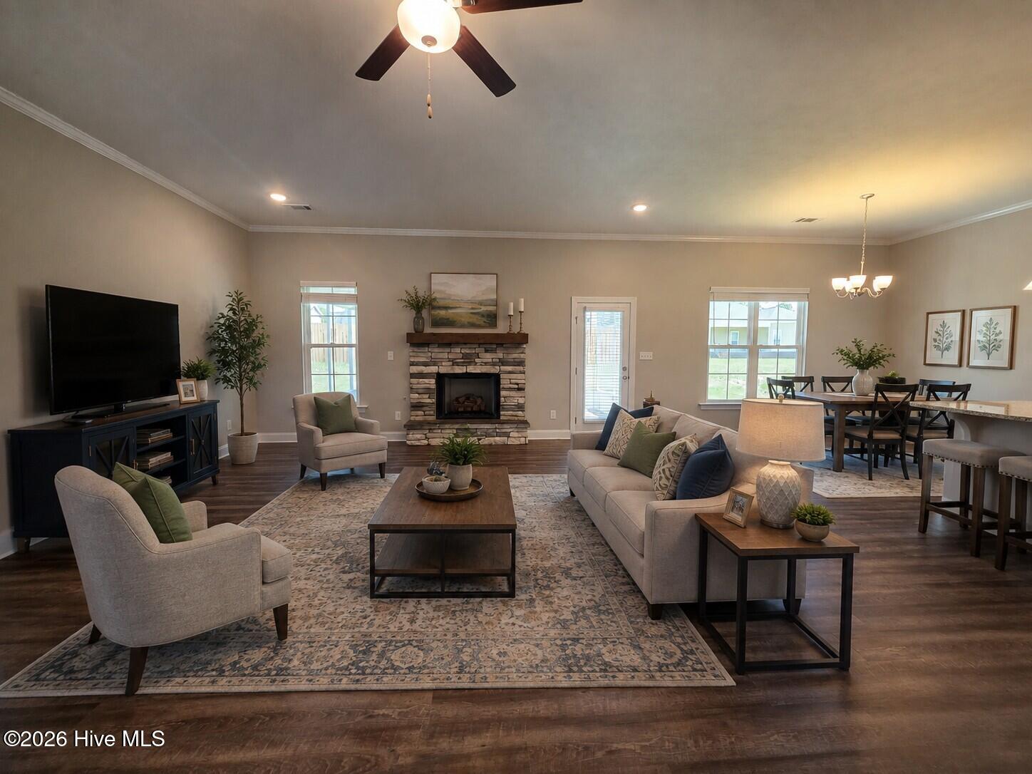 1037 Berkley Court Property Photo 4