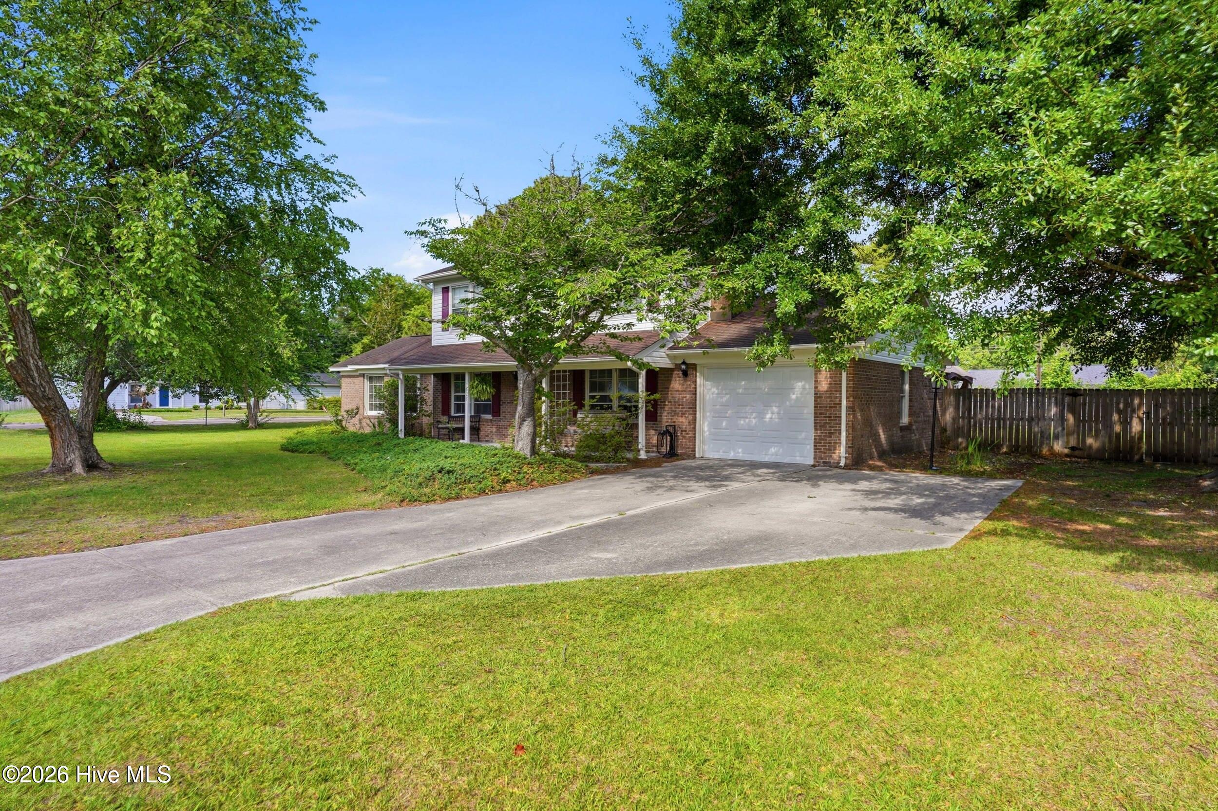 3622 Sutton Drive Property Photo 3