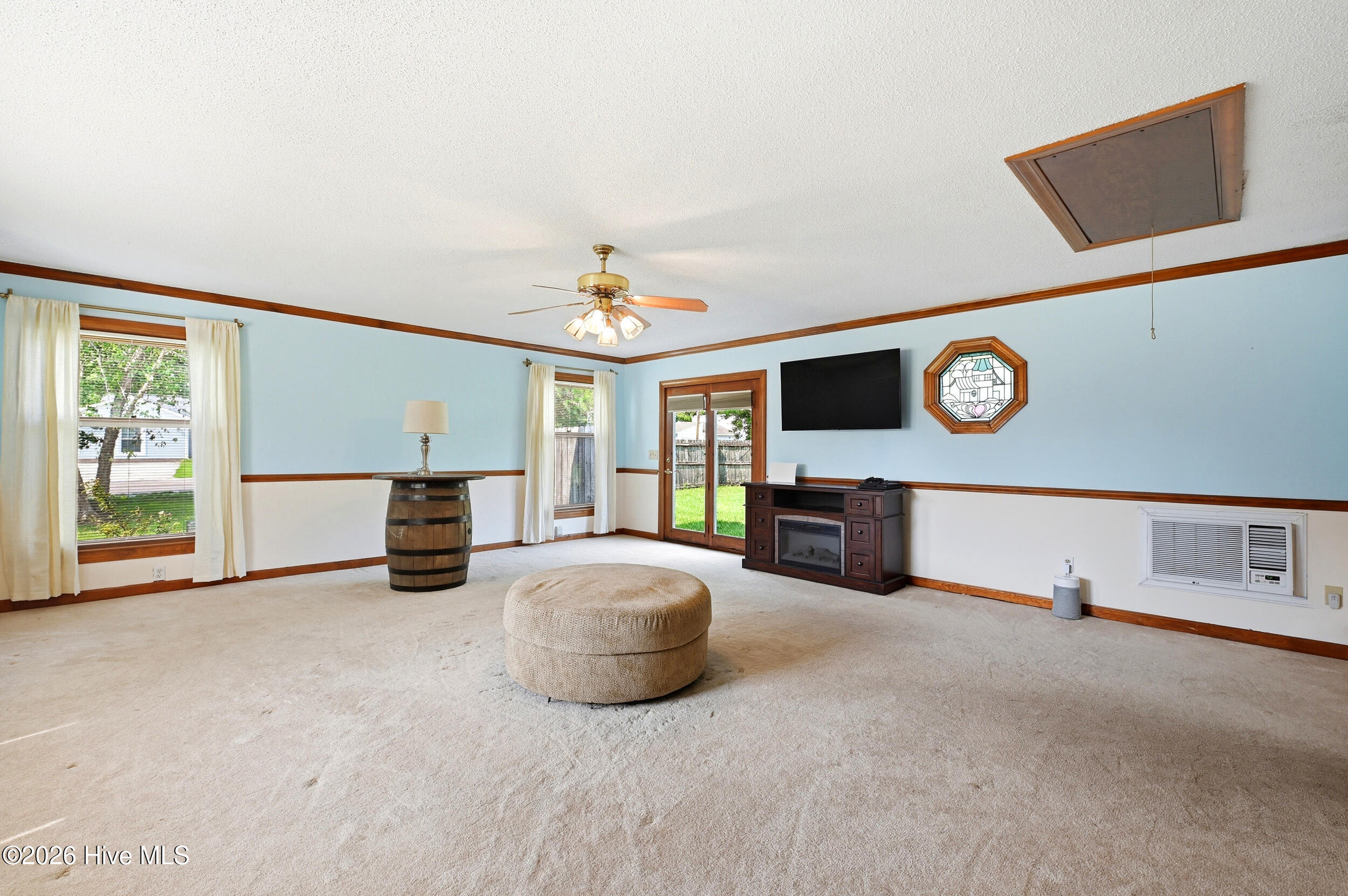 3622 Sutton Drive Property Photo 7