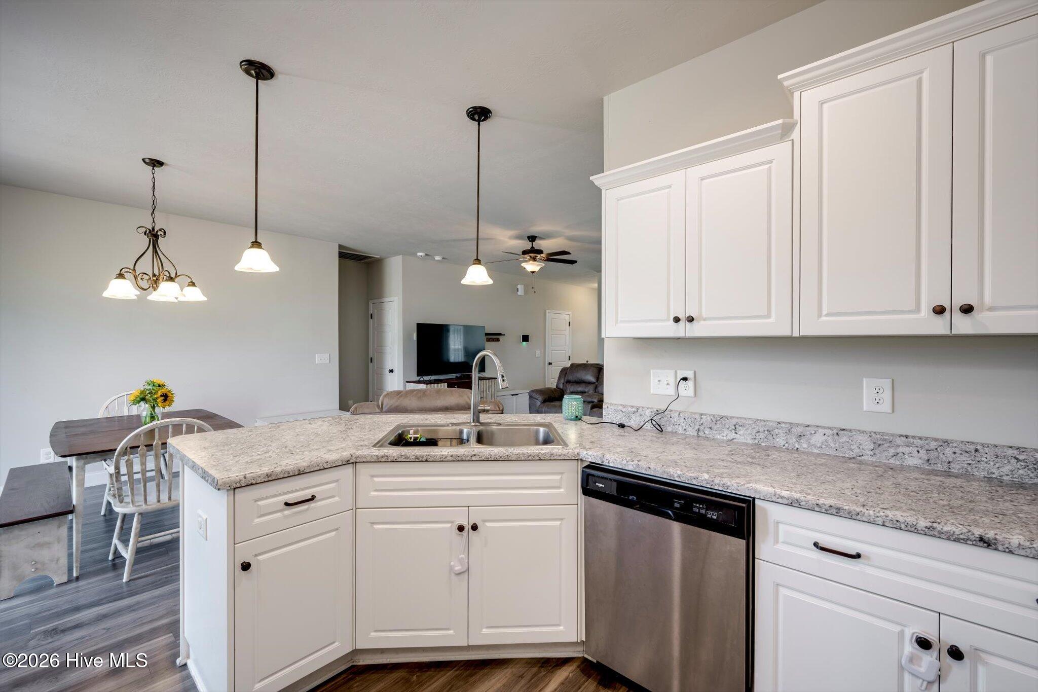 637 Brewer Drive Property Photo 15