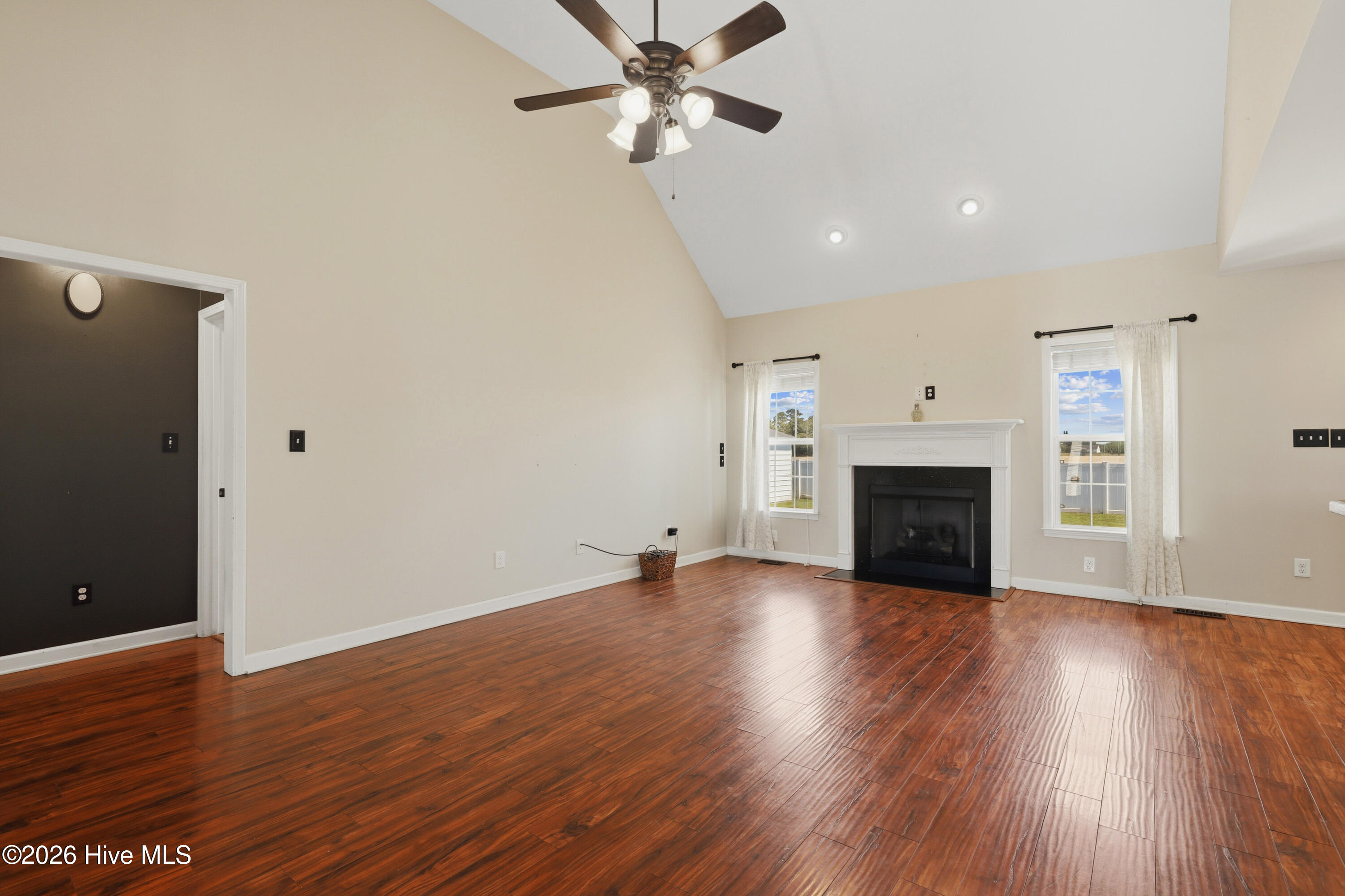 202 Mary Frances Way Property Photo 6