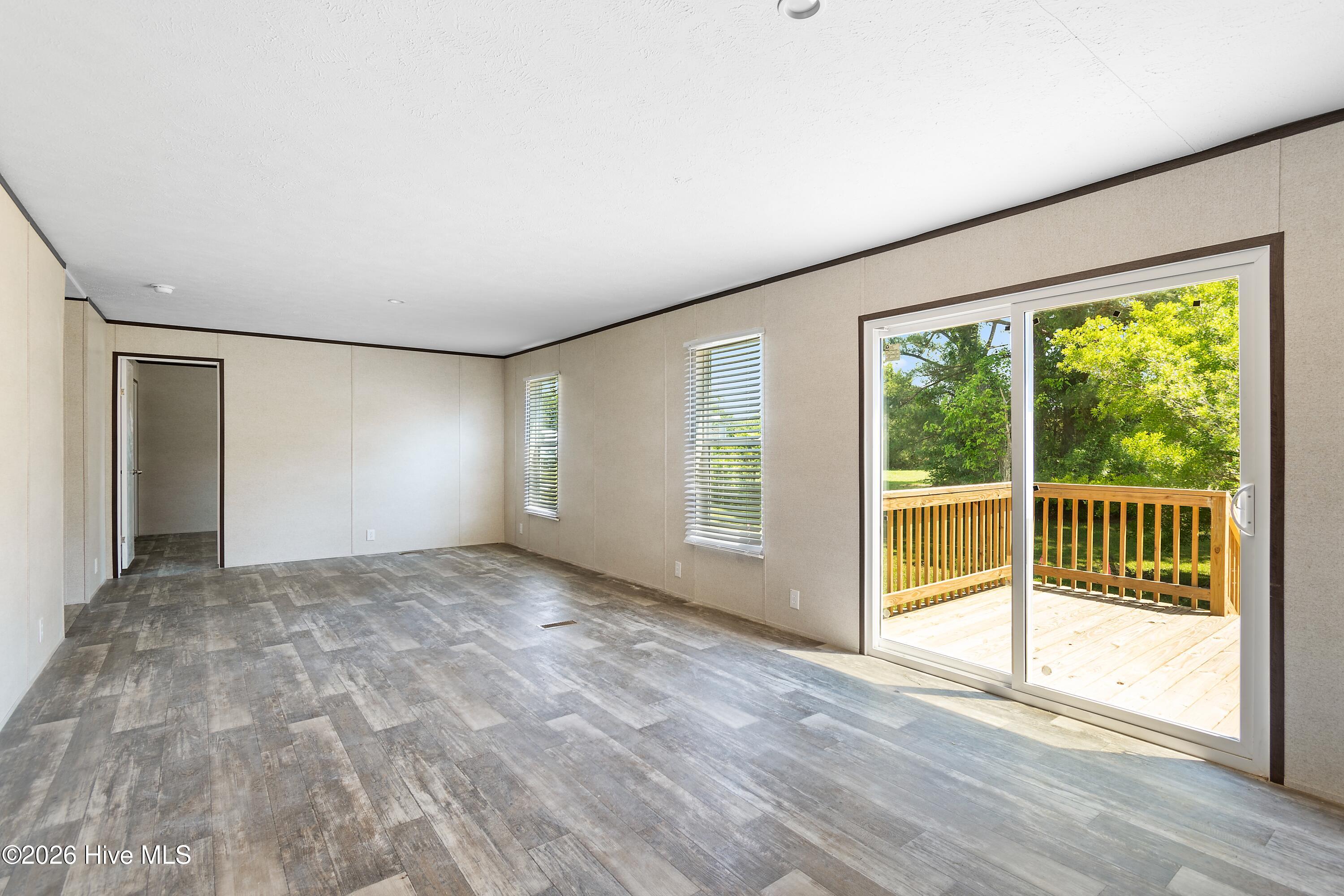 490 Orchard Lane Se Property Photo 18