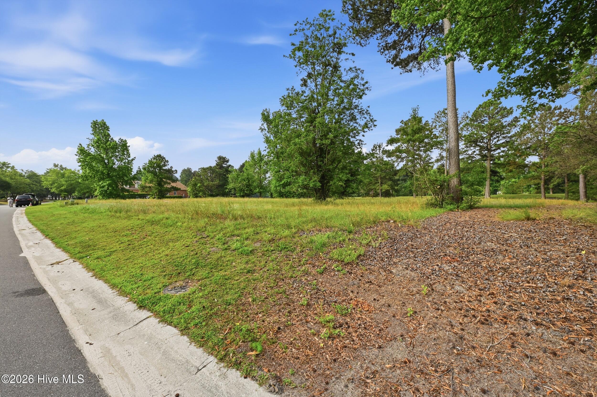 140 899 E Winding Way Property Photo 4