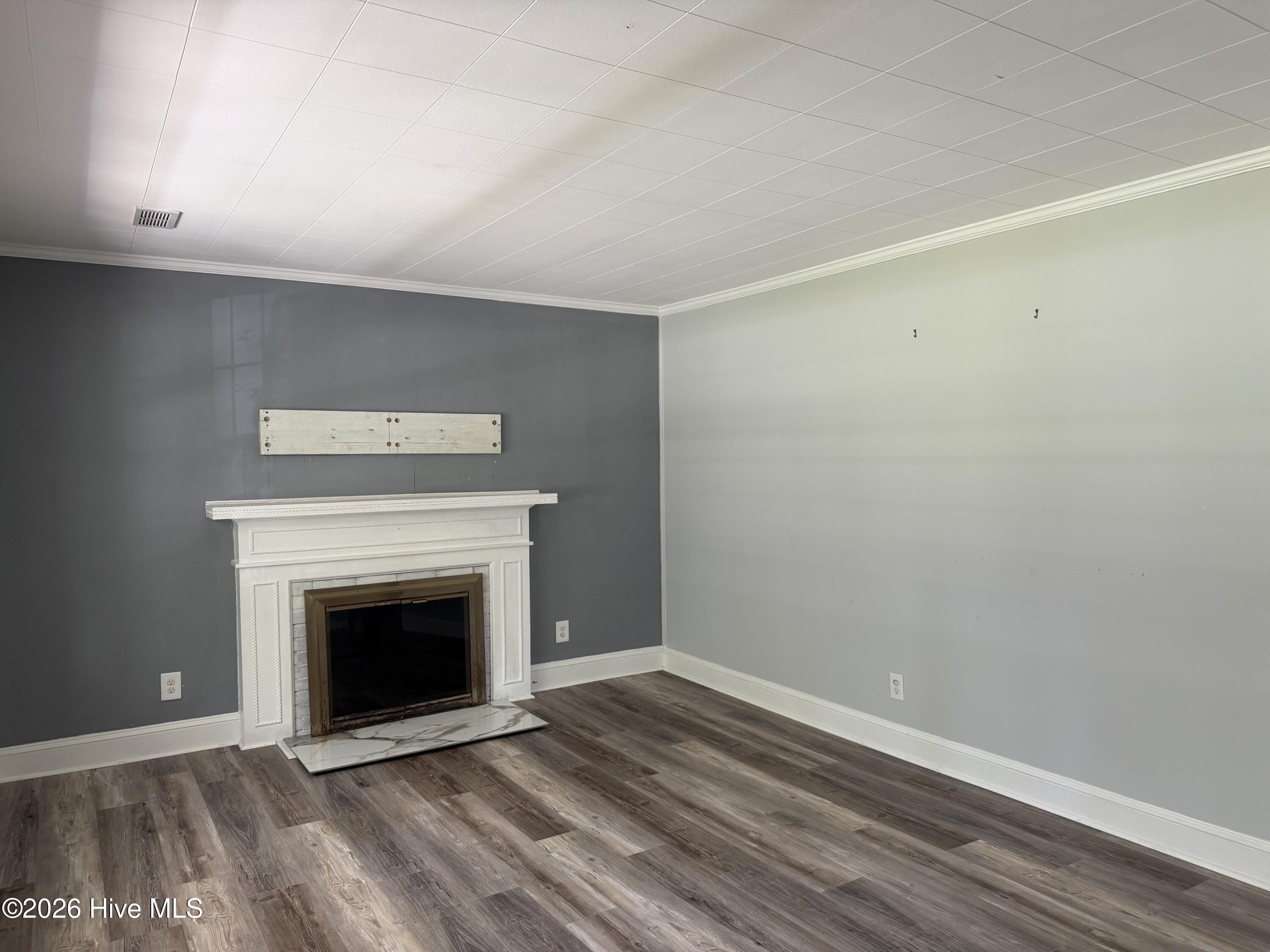 189 Seashore Drive Property Photo 5