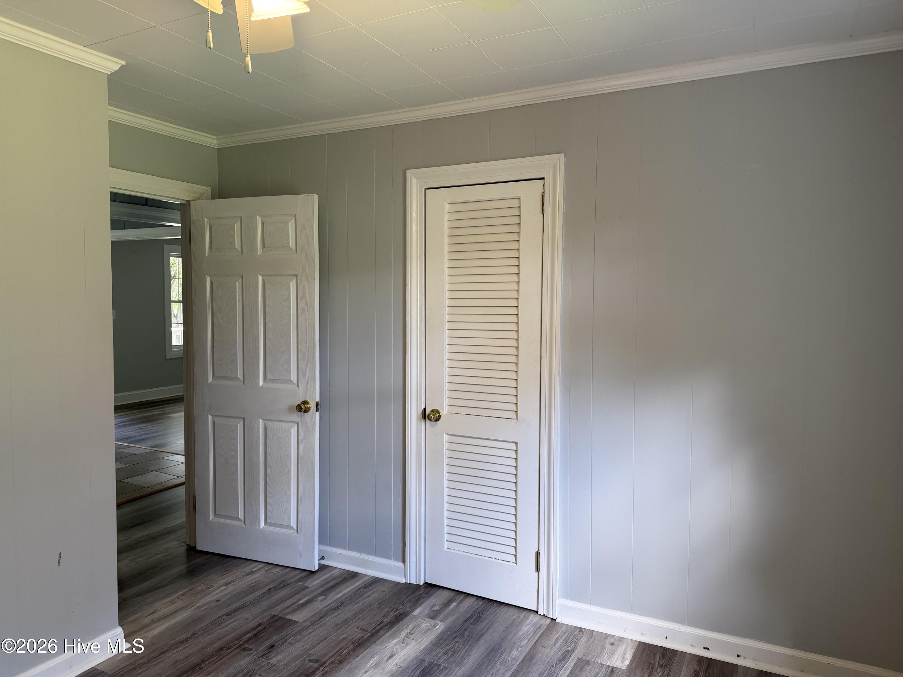 189 Seashore Drive Property Photo 12