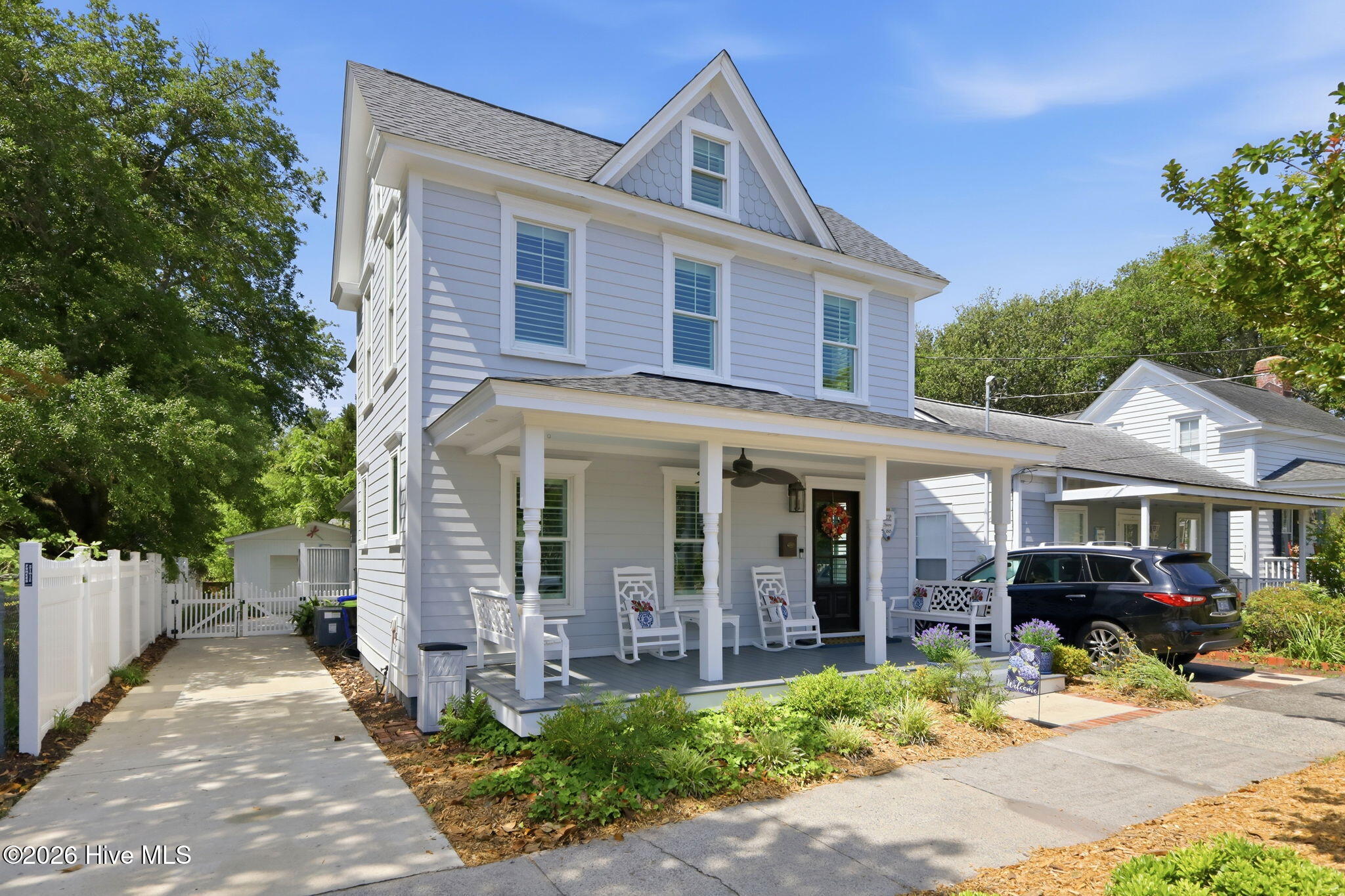 910 Ann Street Property Photo 44