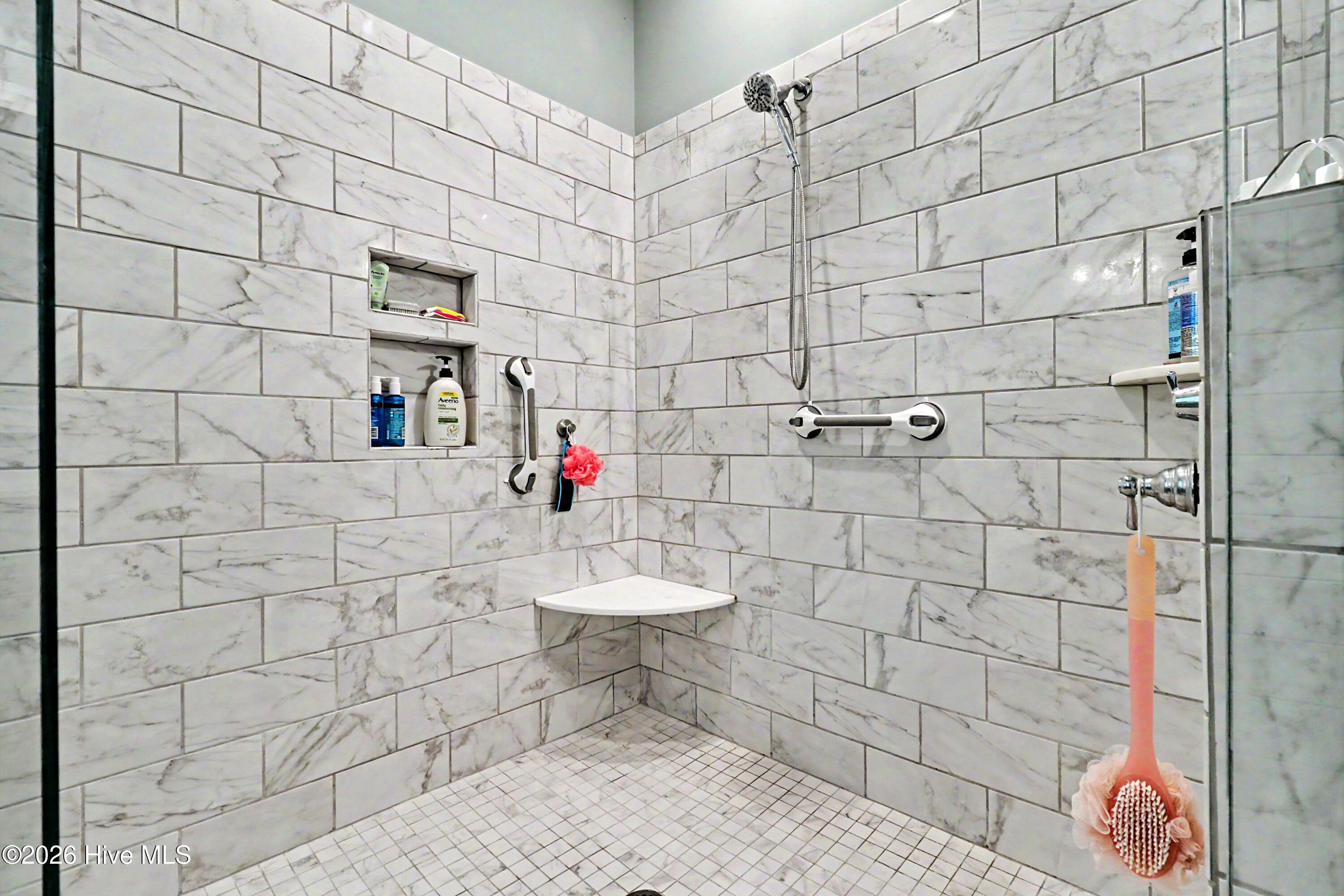 207 Westminster Way Property Photo 23
