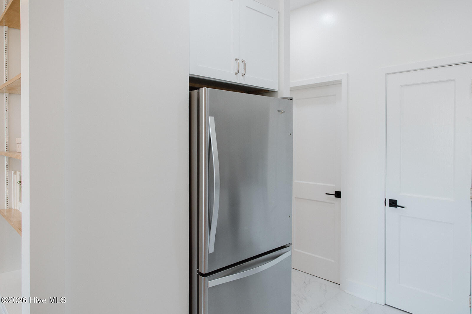 29 S Front Street Apt A Property Photo 27