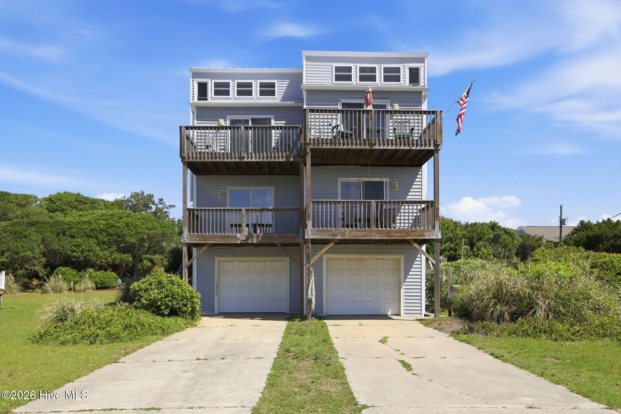 8710 Ocean View Drive E & W Property Photo 2