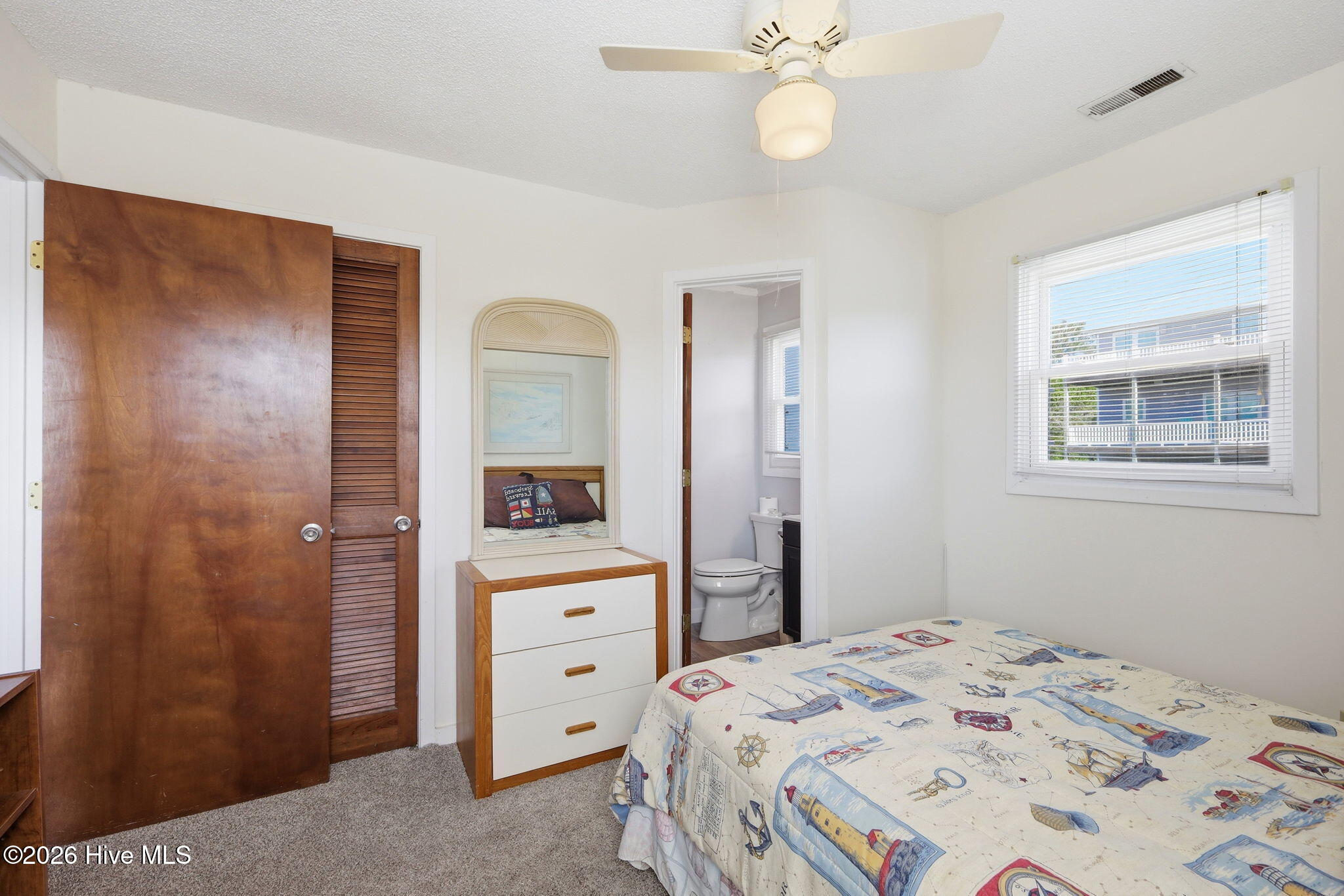8710 Ocean View Drive E & W Property Photo 9