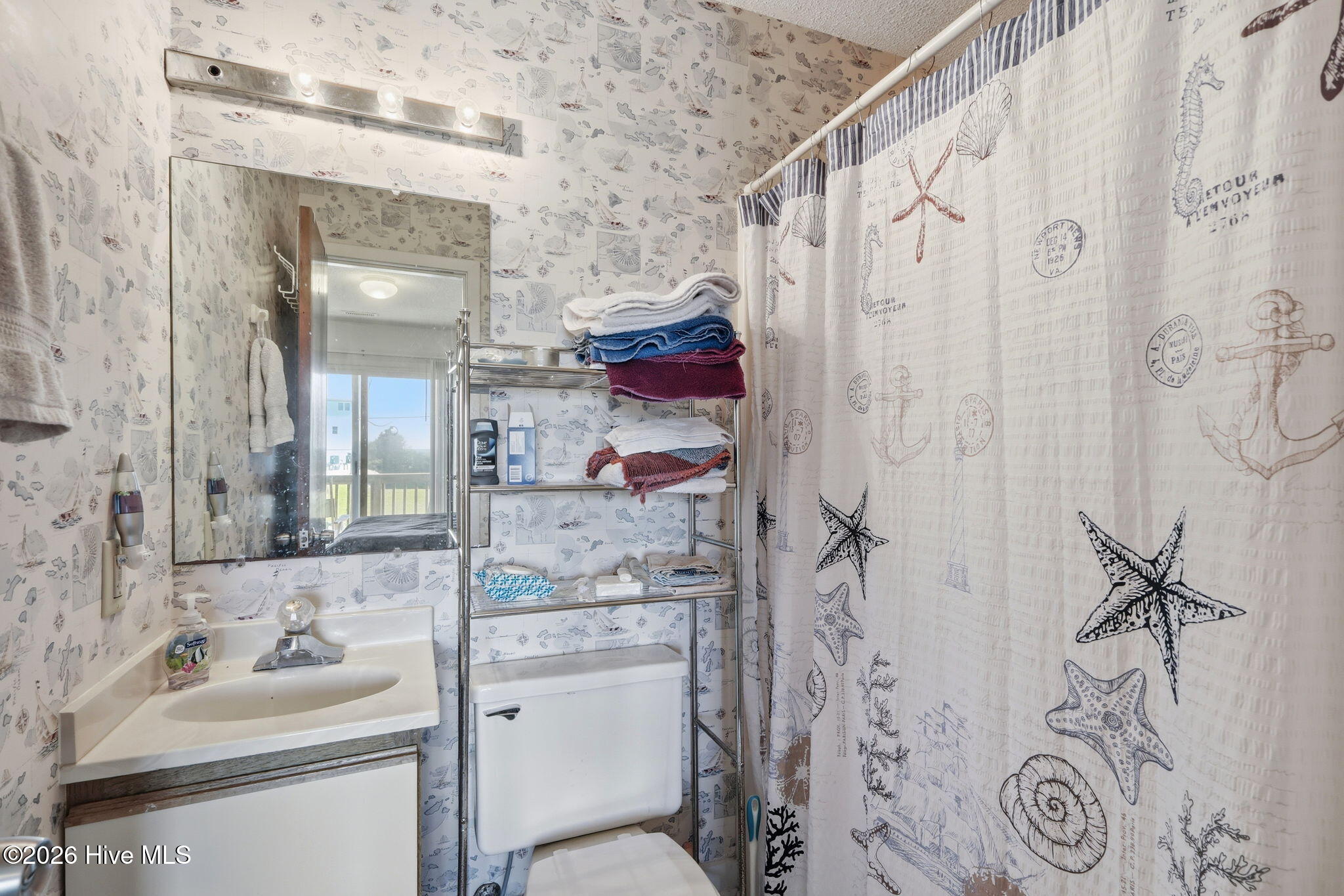 8710 Ocean View Drive E & W Property Photo 14