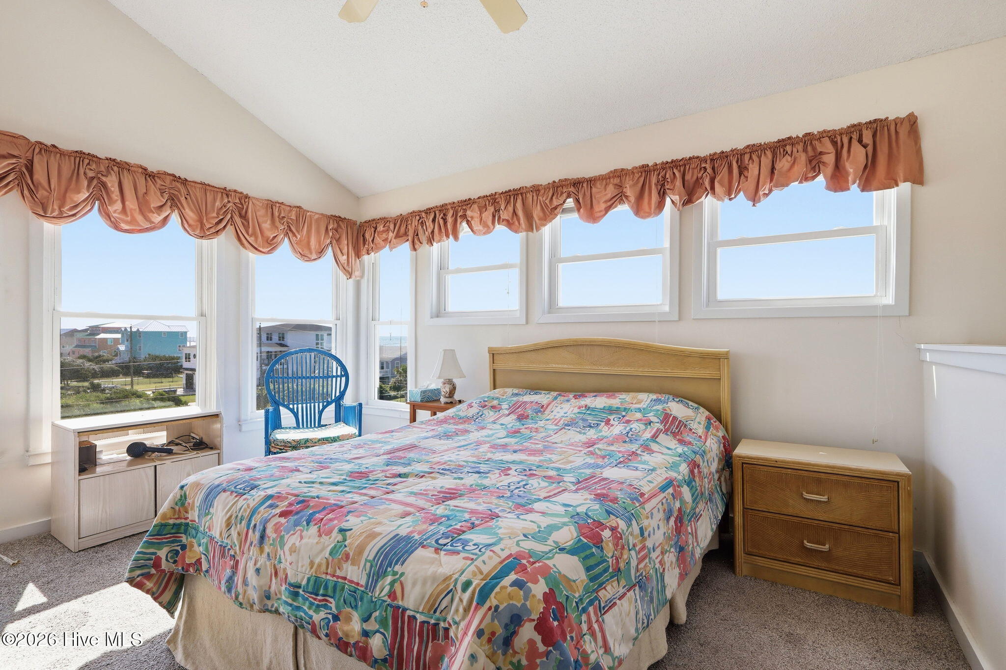 8710 Ocean View Drive E & W Property Photo 15