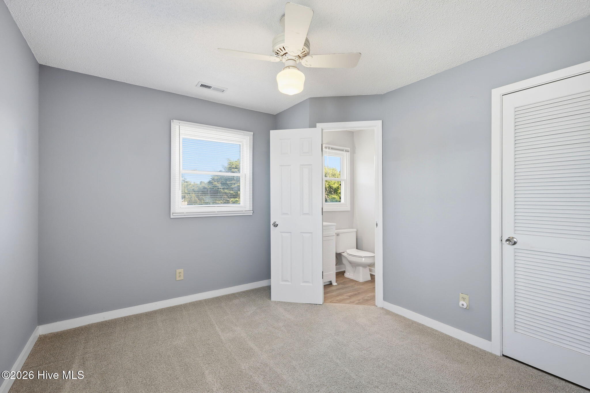 8710 Ocean View Drive E & W Property Photo 27